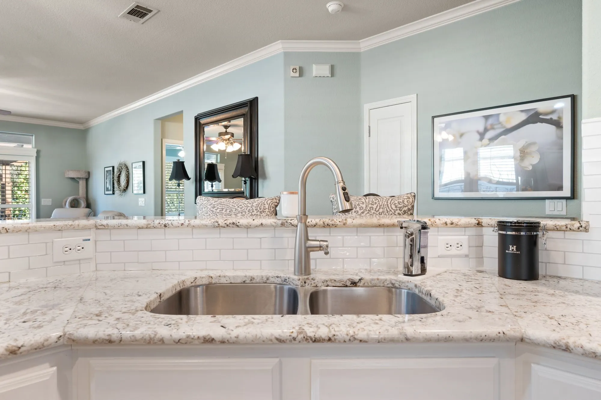 Property Slideshow image 7 of 35 | 7846 hogan ct, Frisco, TX, 75036