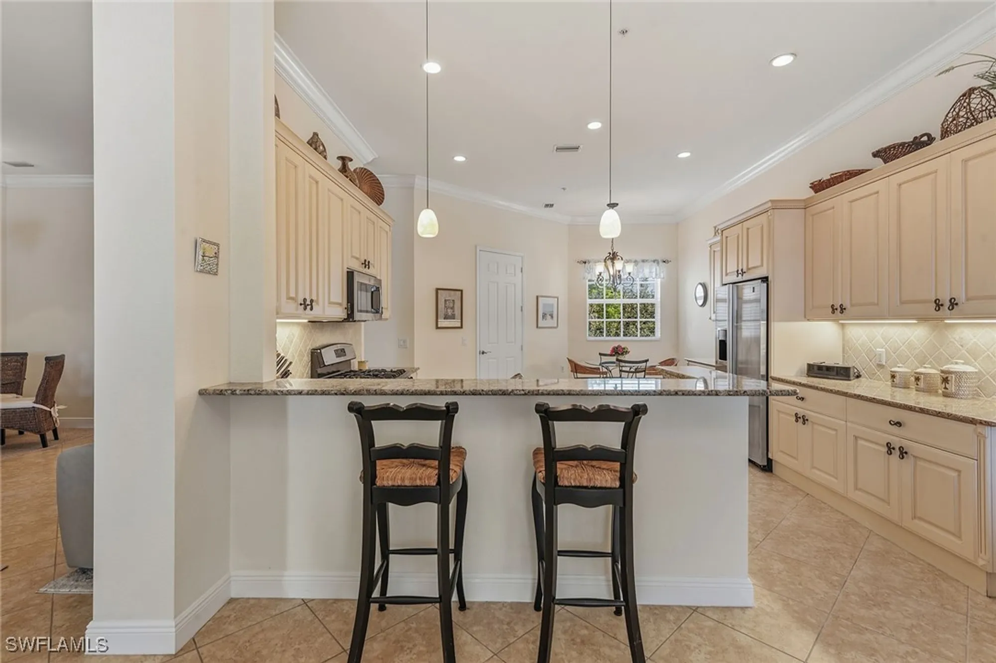 Property Slideshow image 12 of 49 | 9271 museo cir 203, Naples, FL, 34114