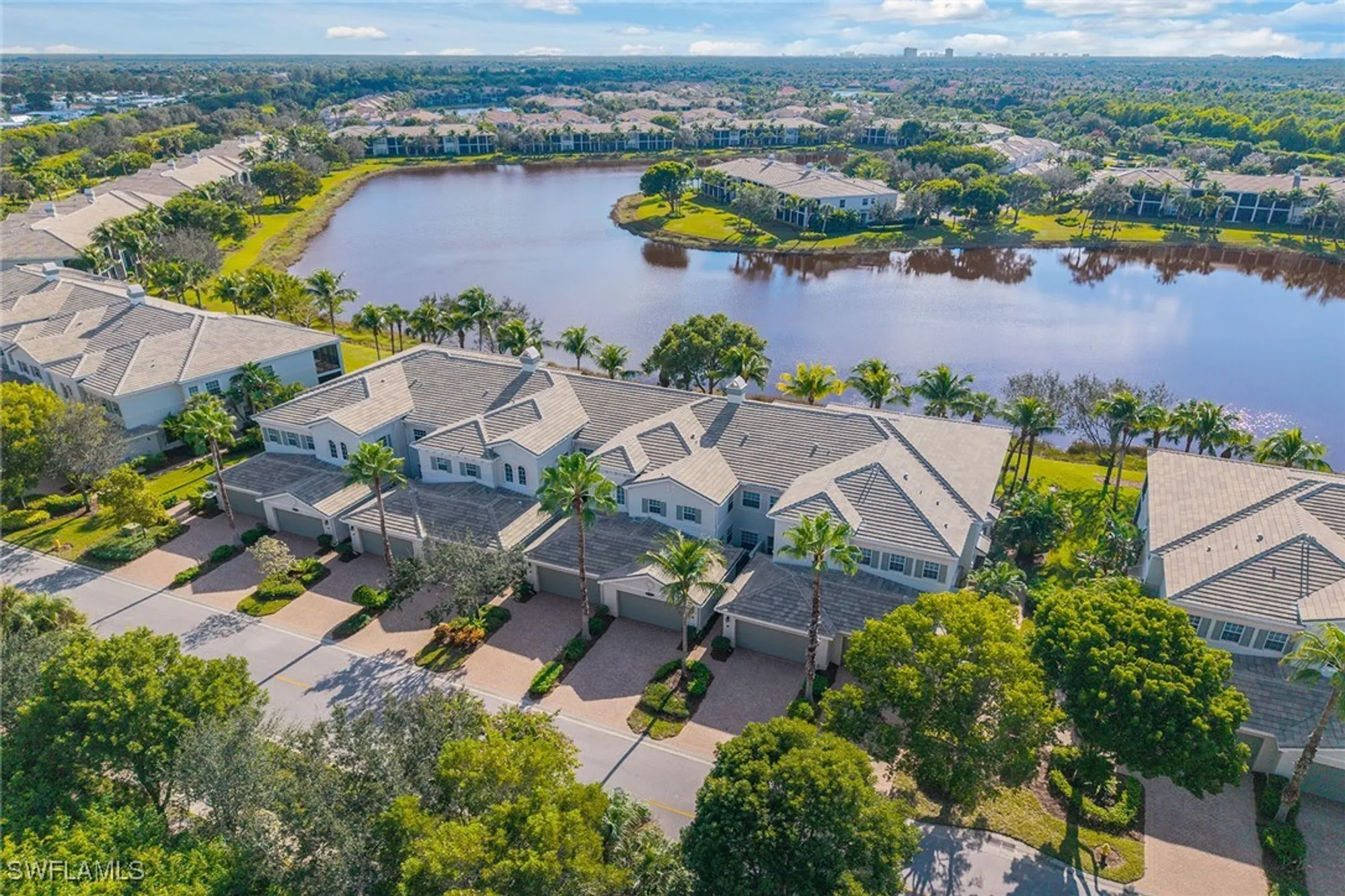 Property Slideshow image 31 of 49 | 9271 museo cir 203, Naples, FL, 34114