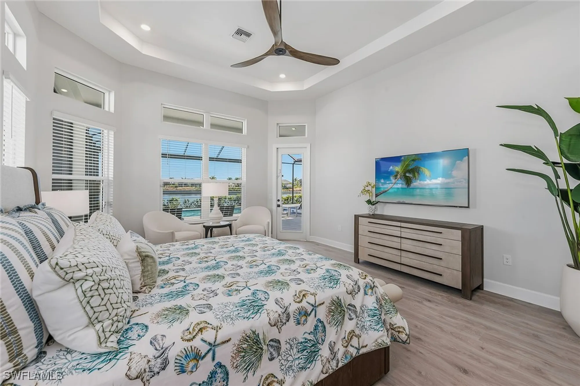 Property Slideshow image 14 of 50 | 15378 turin dr, Naples, FL, 34114