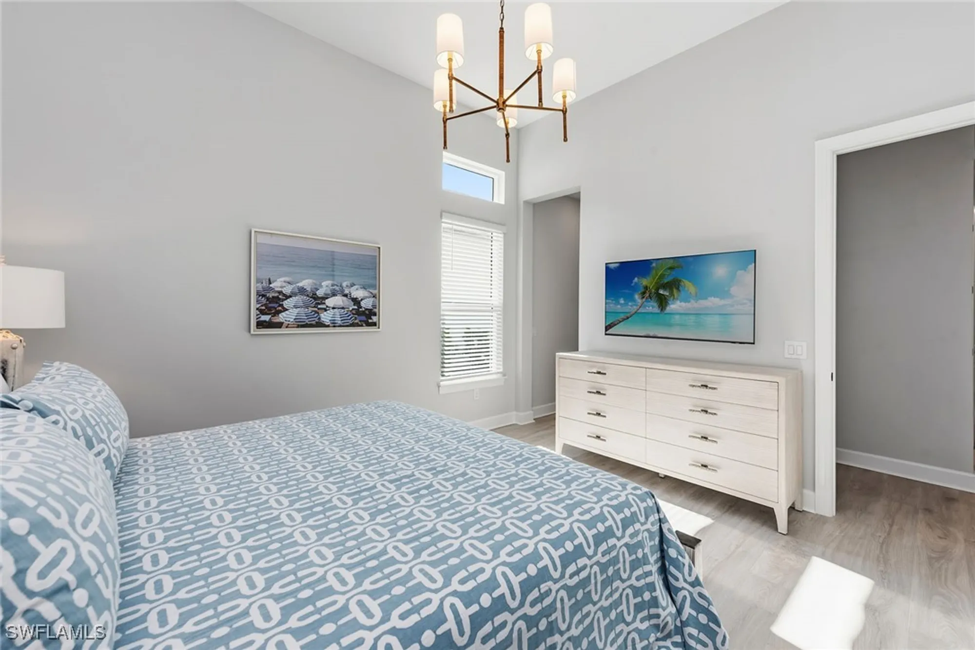 Property Slideshow image 19 of 50 | 15378 turin dr, Naples, FL, 34114