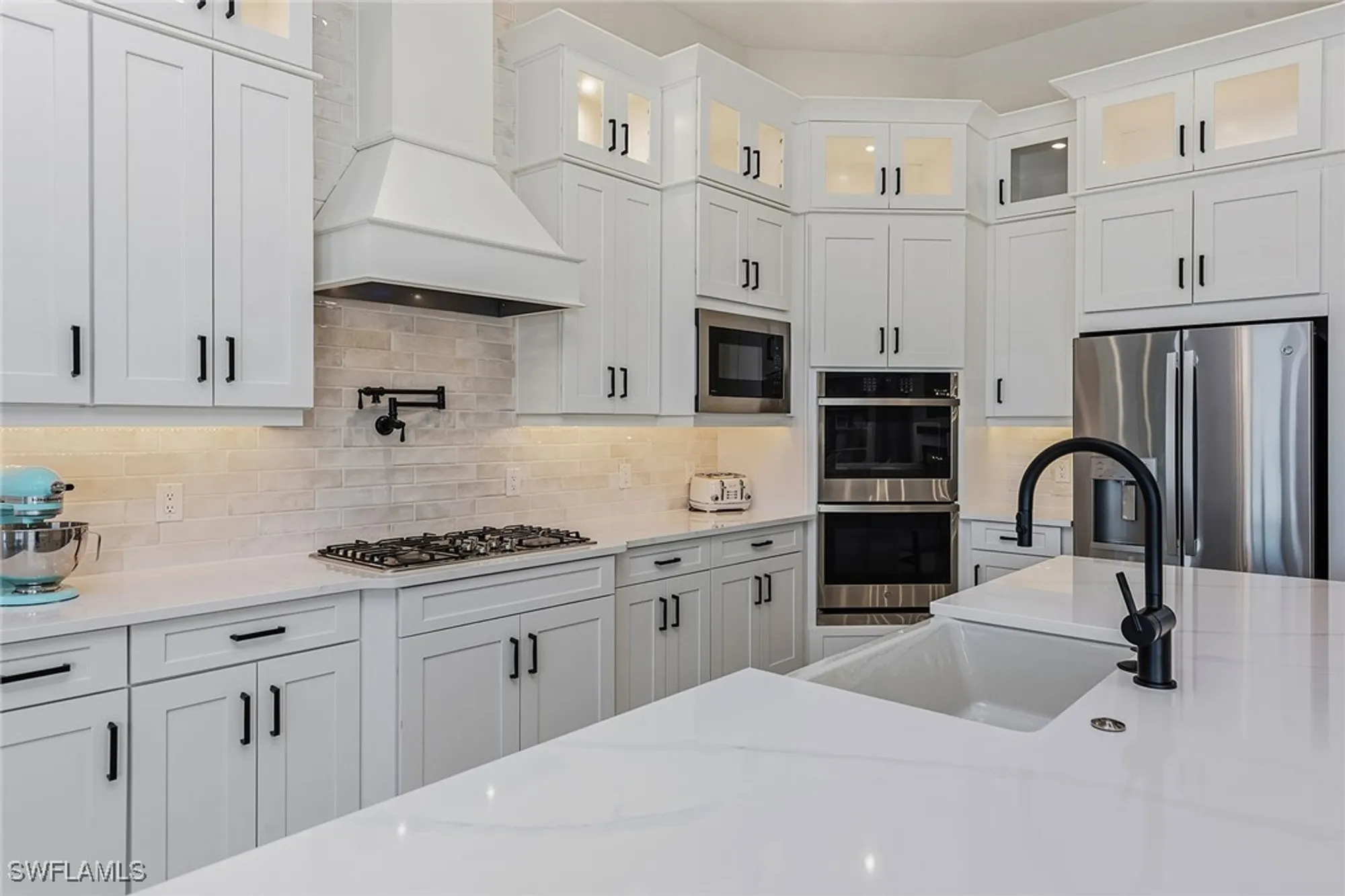 Property Slideshow image 10 of 50 | 15378 turin dr, Naples, FL, 34114