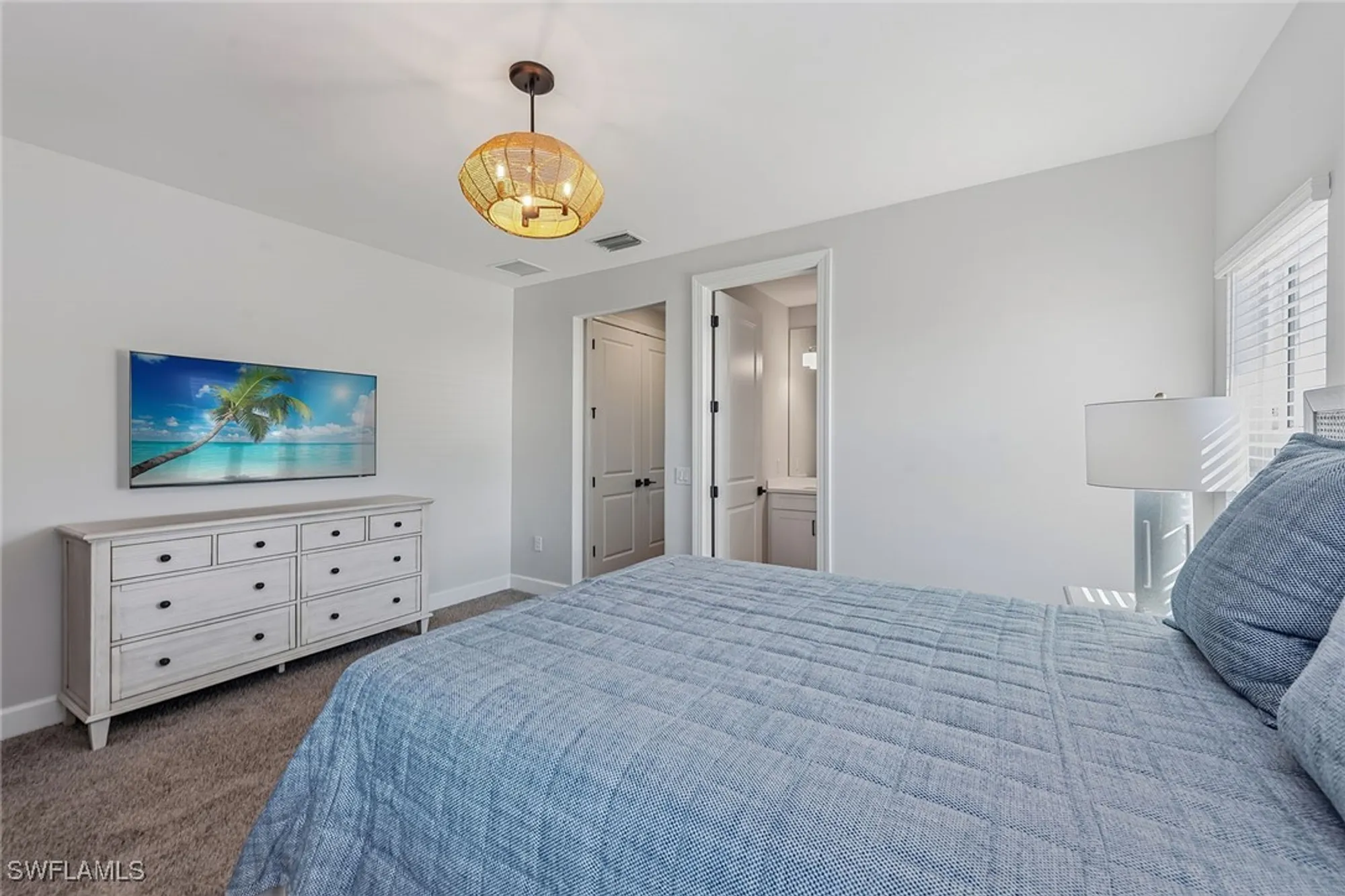 Property Slideshow image 24 of 50 | 15378 turin dr, Naples, FL, 34114