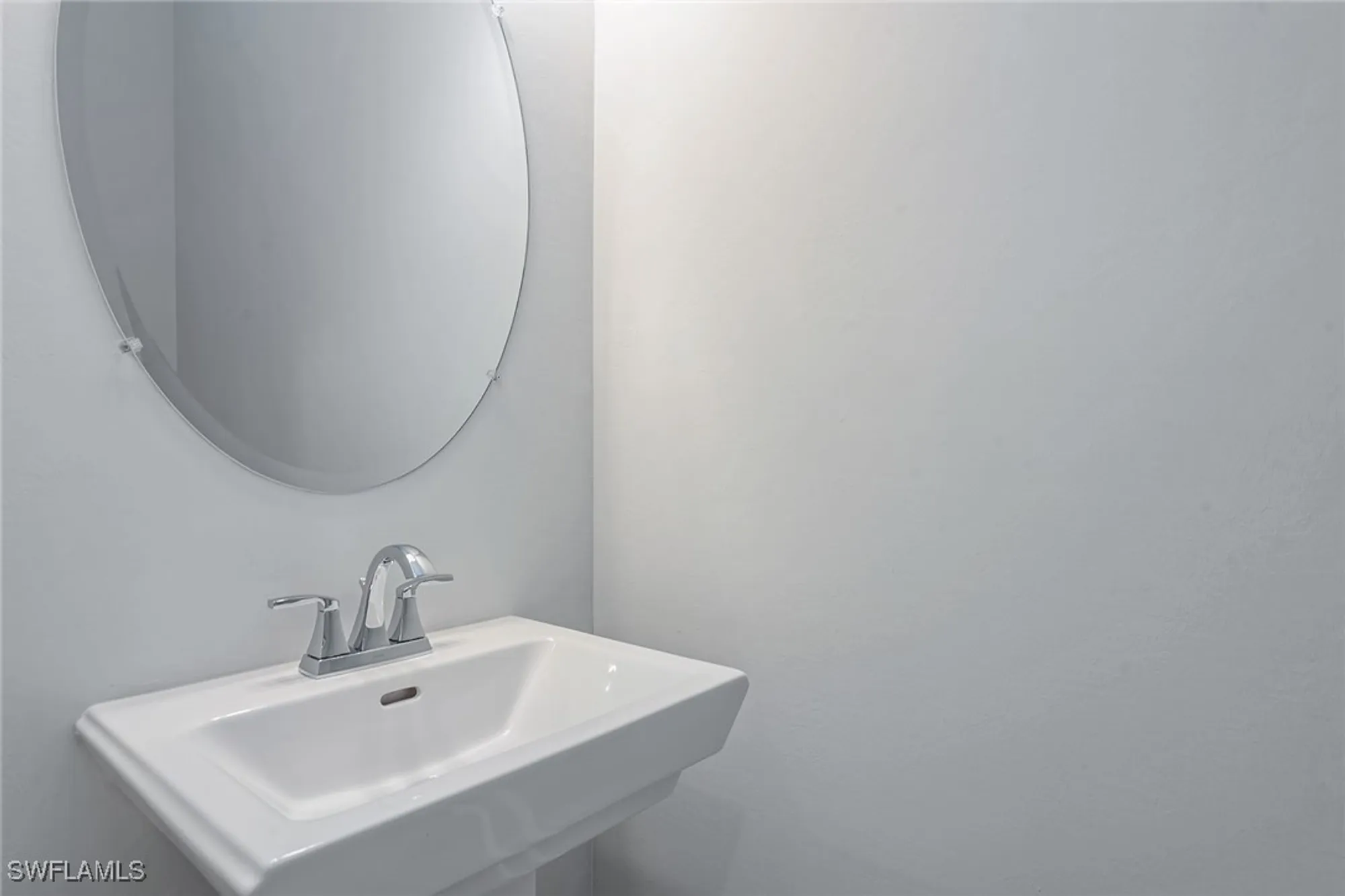 Property Slideshow image 28 of 50 | 15378 turin dr, Naples, FL, 34114