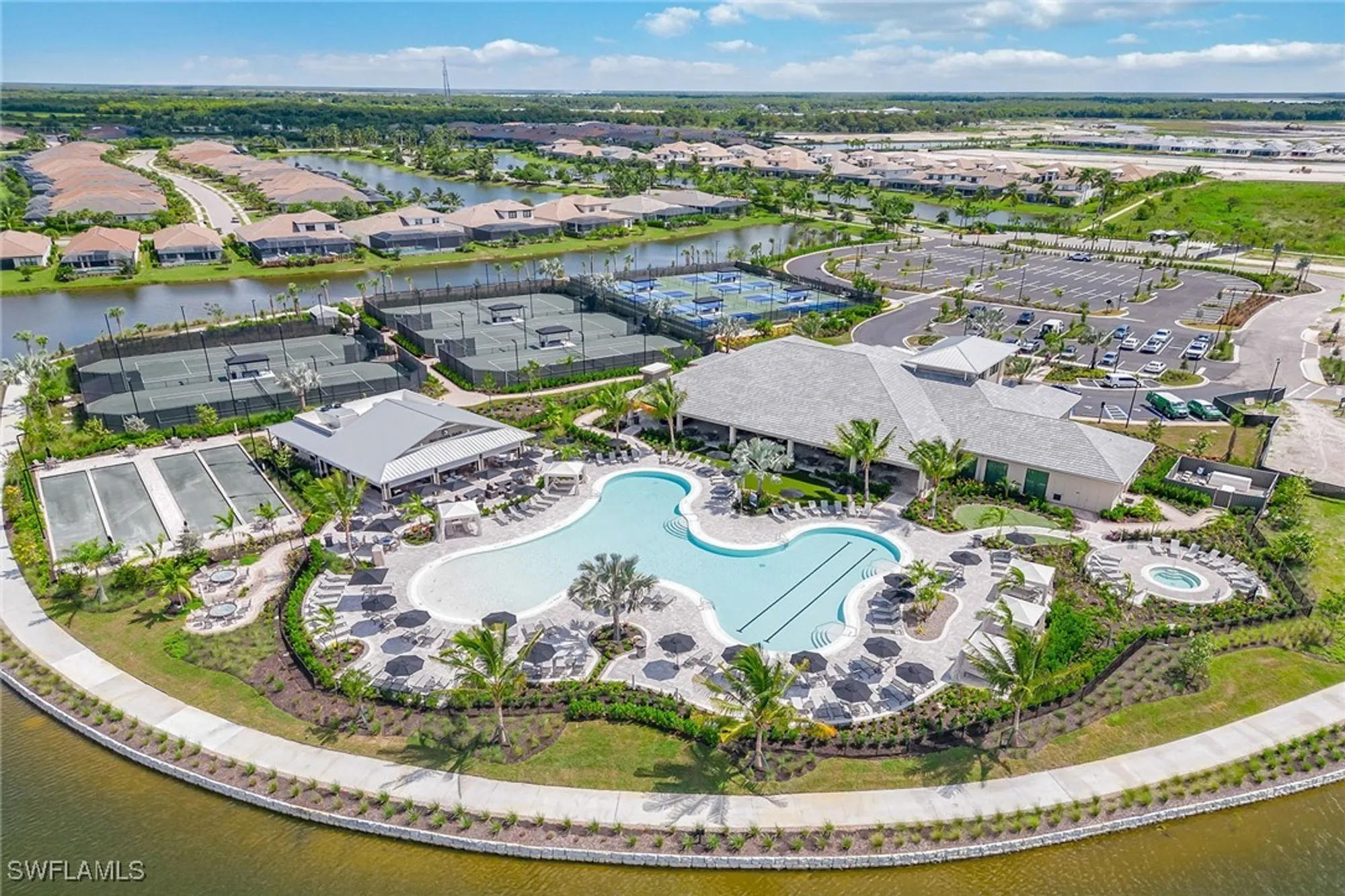 Property Slideshow image 43 of 50 | 15378 turin dr, Naples, FL, 34114