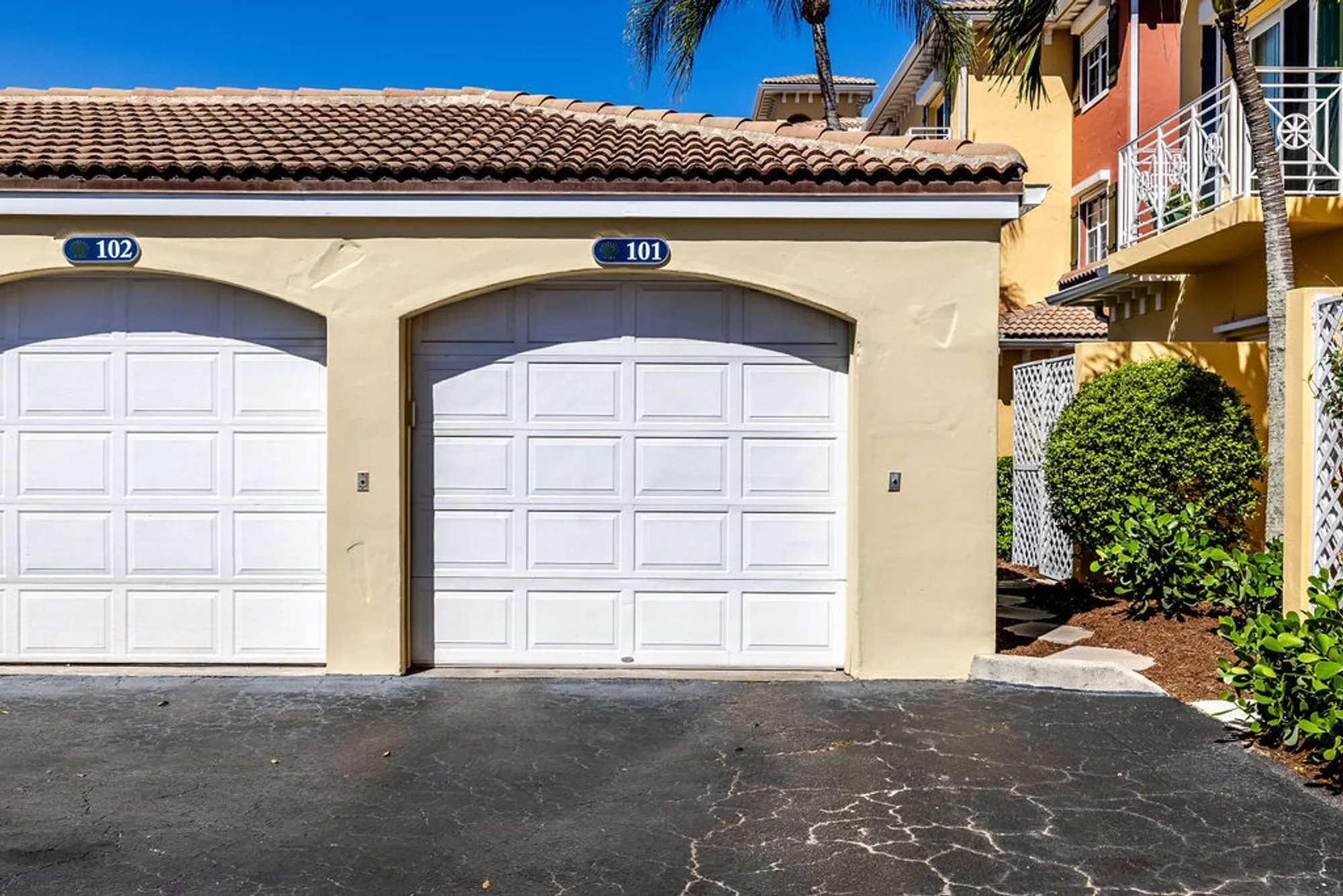 Property Slideshow image 26 of 27 | 5520 n harbor village dr 101, Vero Beach, FL, 32967