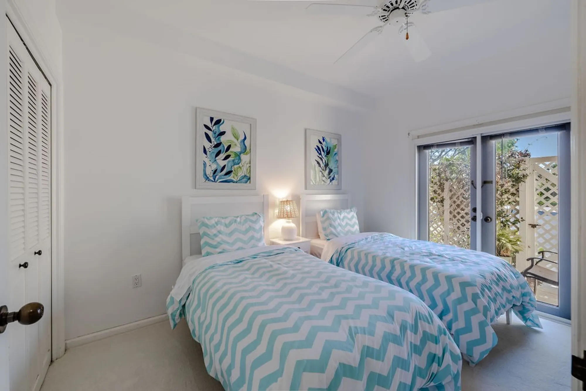 Property Slideshow image 20 of 27 | 5520 n harbor village dr 101, Vero Beach, FL, 32967