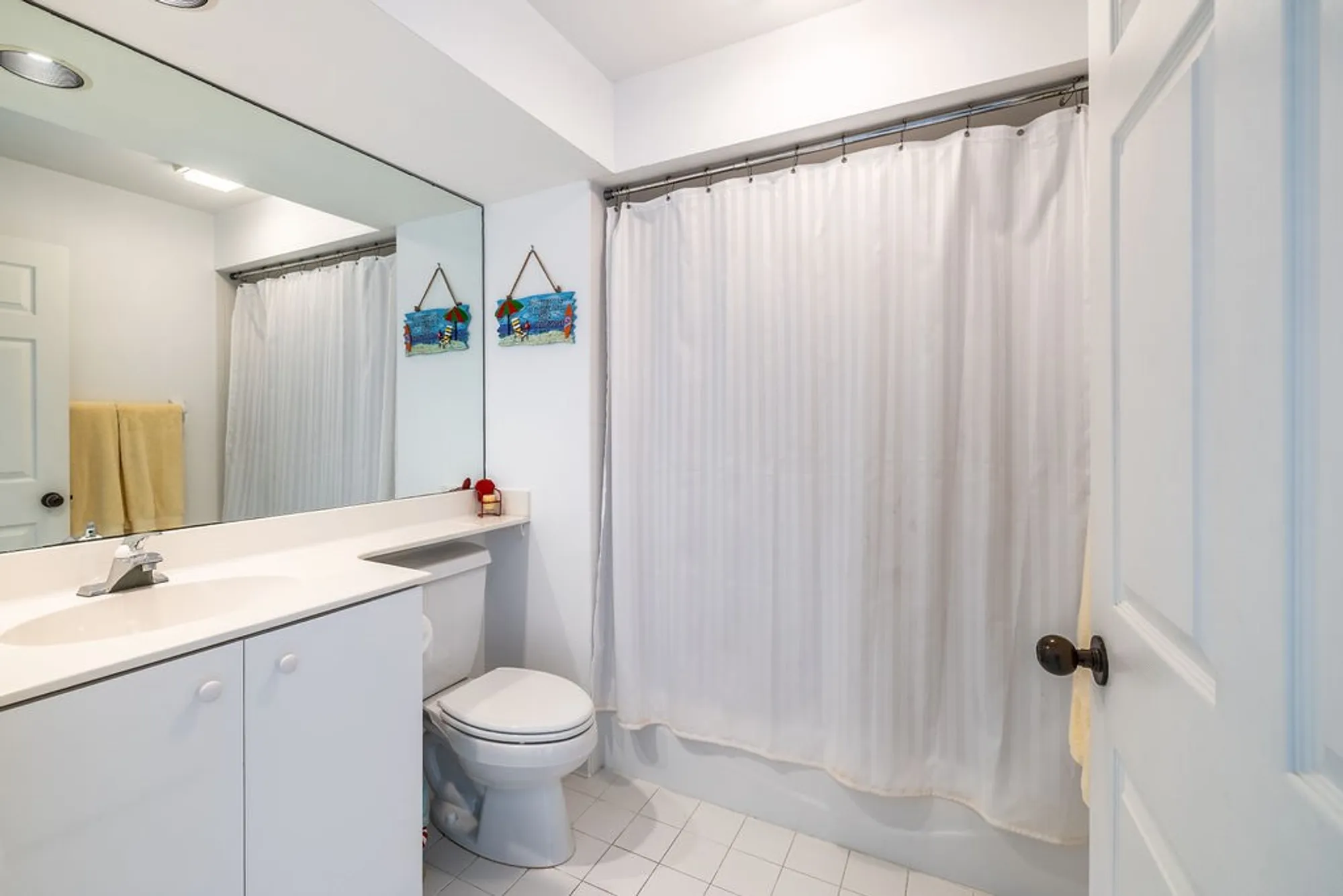 Property Slideshow image 21 of 27 | 5520 n harbor village dr 101, Vero Beach, FL, 32967