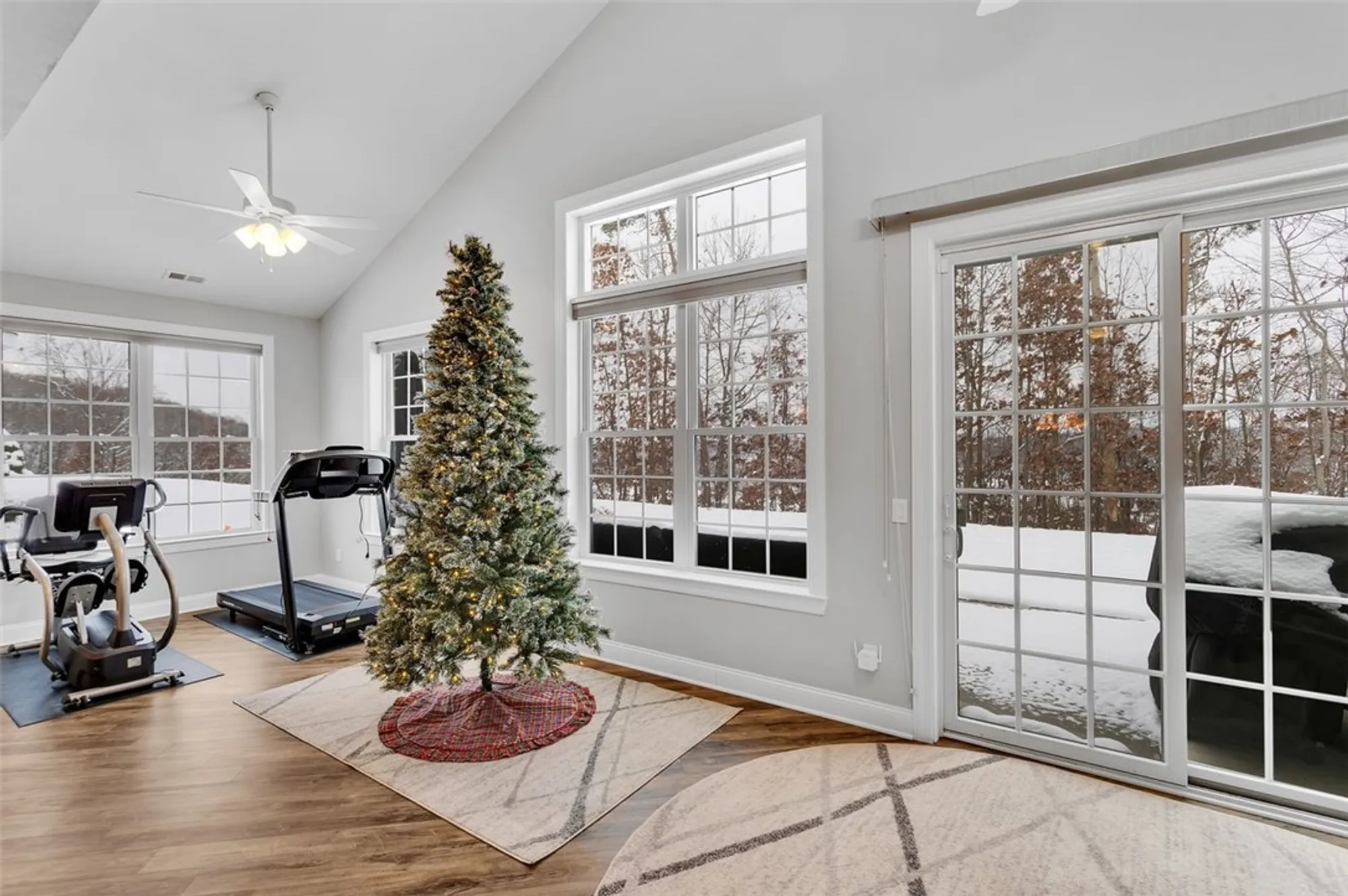 Property Slideshow image 18 of 43 | 288 jefferson ln, Cranberry Twp, PA, 16066