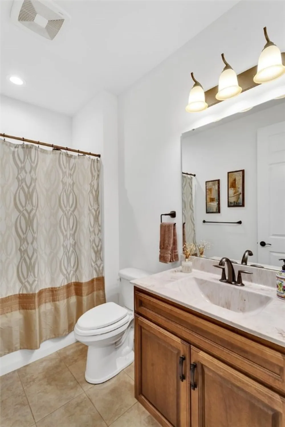 Property Slideshow image 20 of 43 | 288 jefferson ln, Cranberry Twp, PA, 16066