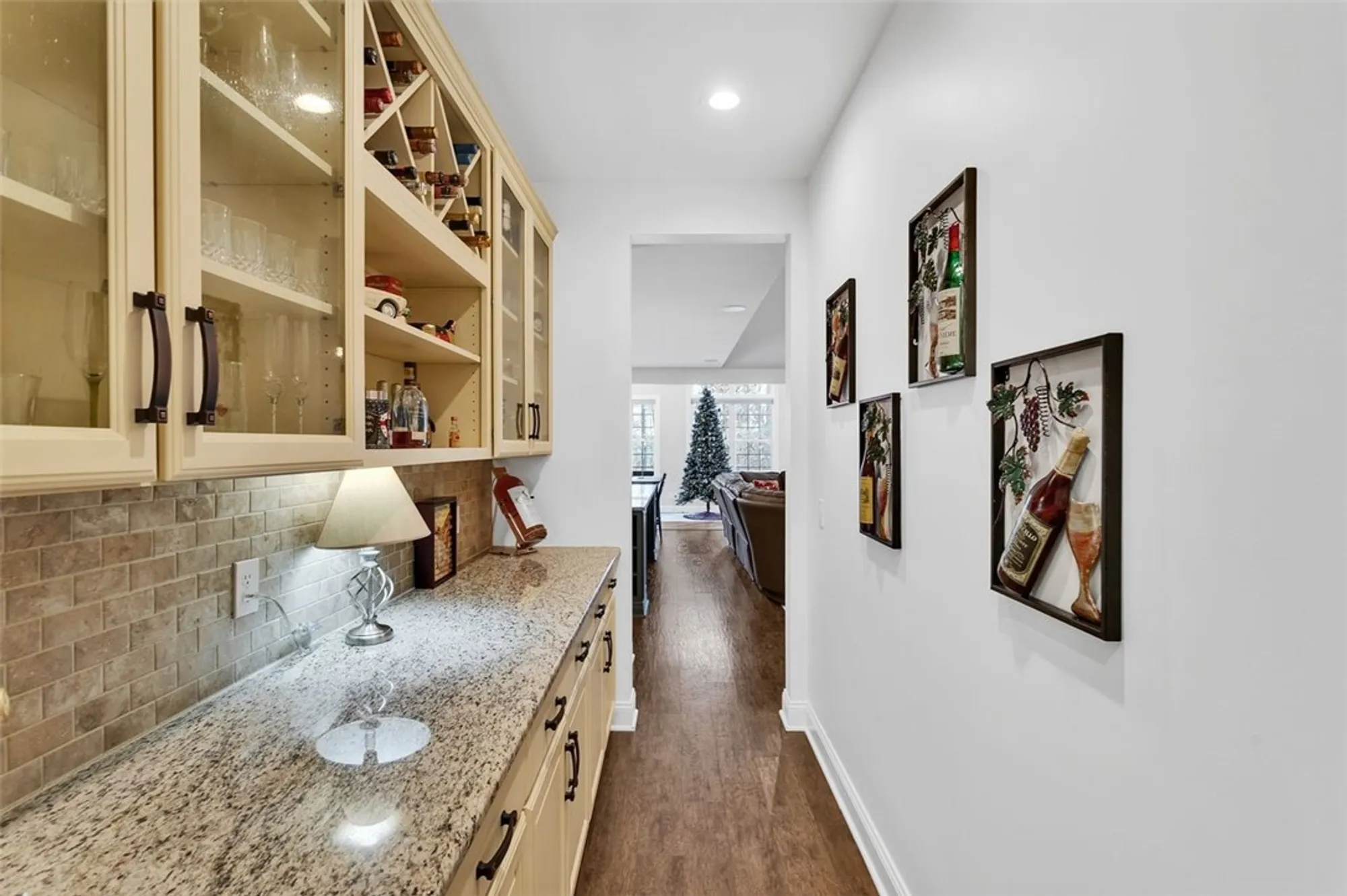 Property Slideshow image 8 of 43 | 288 jefferson ln, Cranberry Twp, PA, 16066