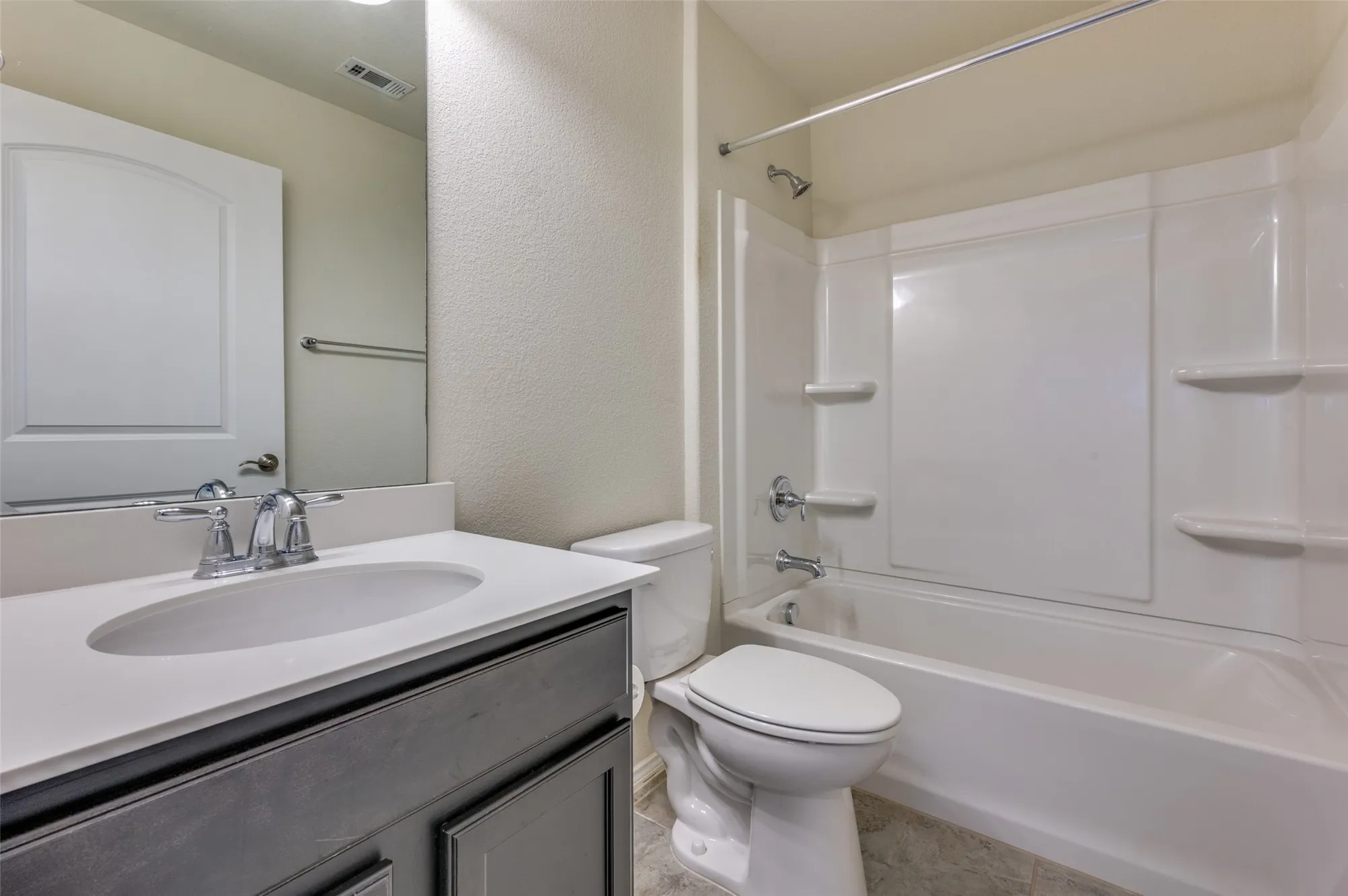 Property Slideshow image 19 of 29 | 2325 beachfront dr, Frisco, TX, 75036