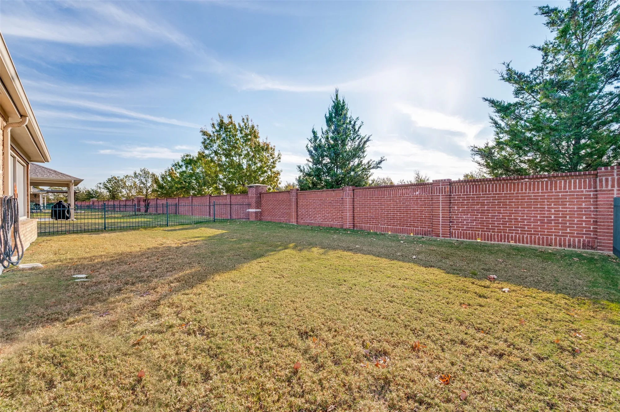 Property Slideshow image 24 of 29 | 2325 beachfront dr, Frisco, TX, 75036