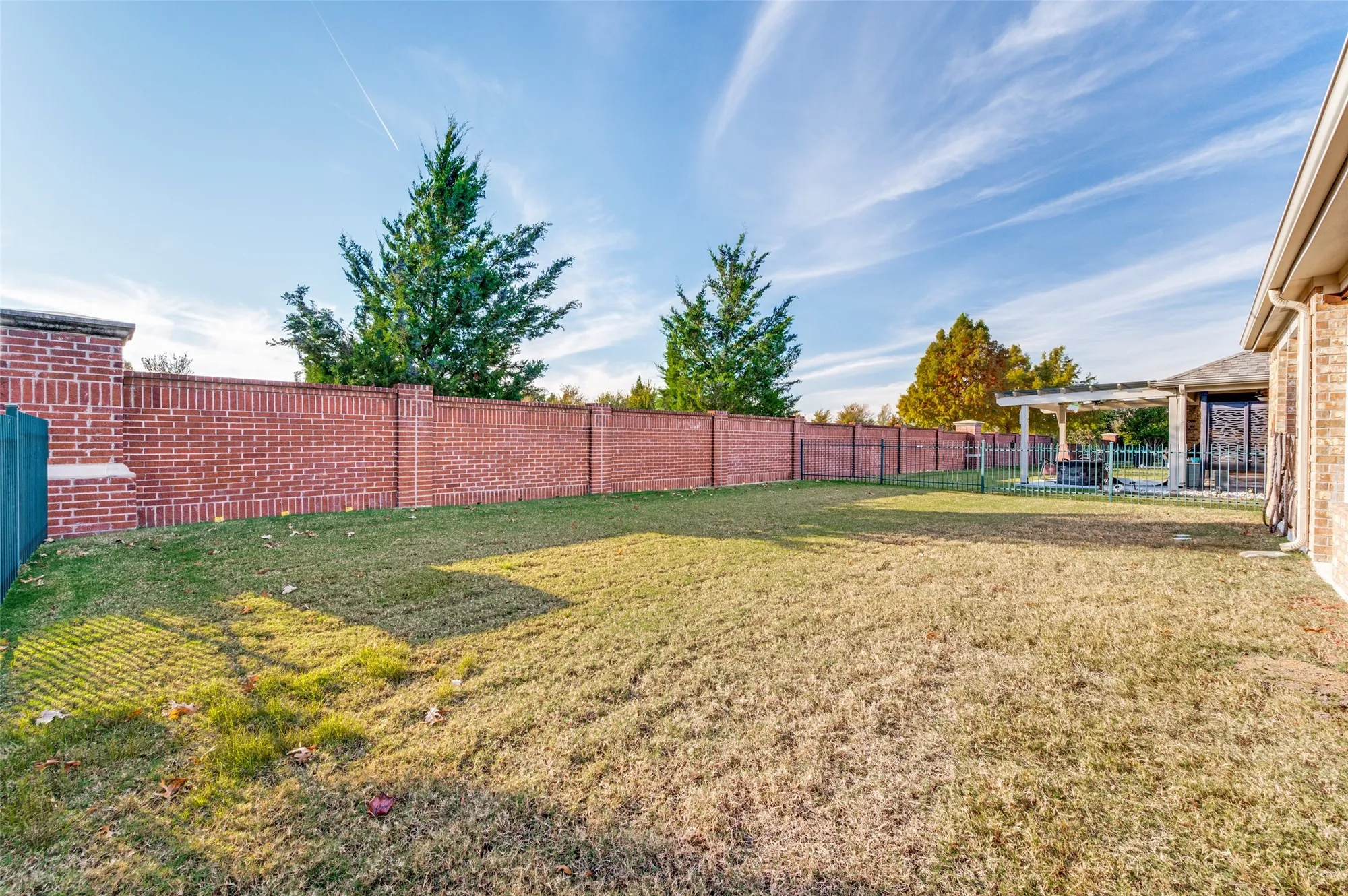 Property Slideshow image 25 of 29 | 2325 beachfront dr, Frisco, TX, 75036