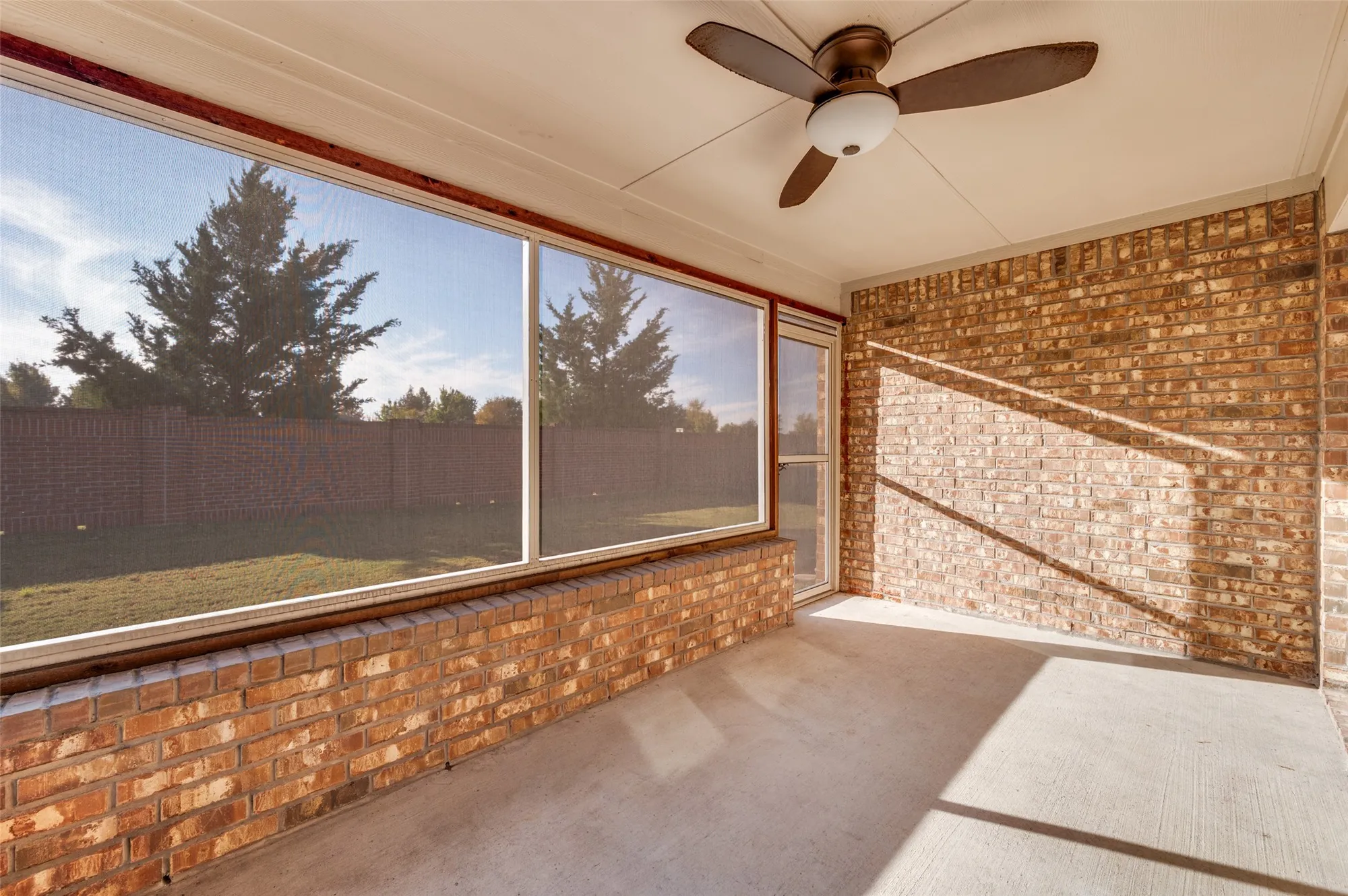 Property Slideshow image 20 of 29 | 2325 beachfront dr, Frisco, TX, 75036