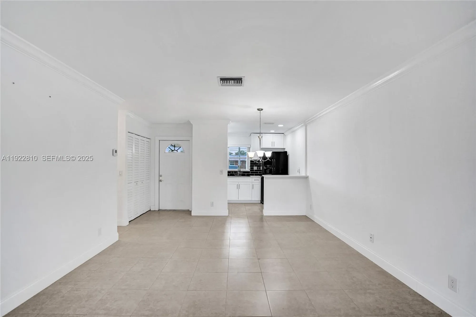 Property Slideshow image 15 of 60 | 2915 crosley dr w j, West Palm Beach, FL, 33415