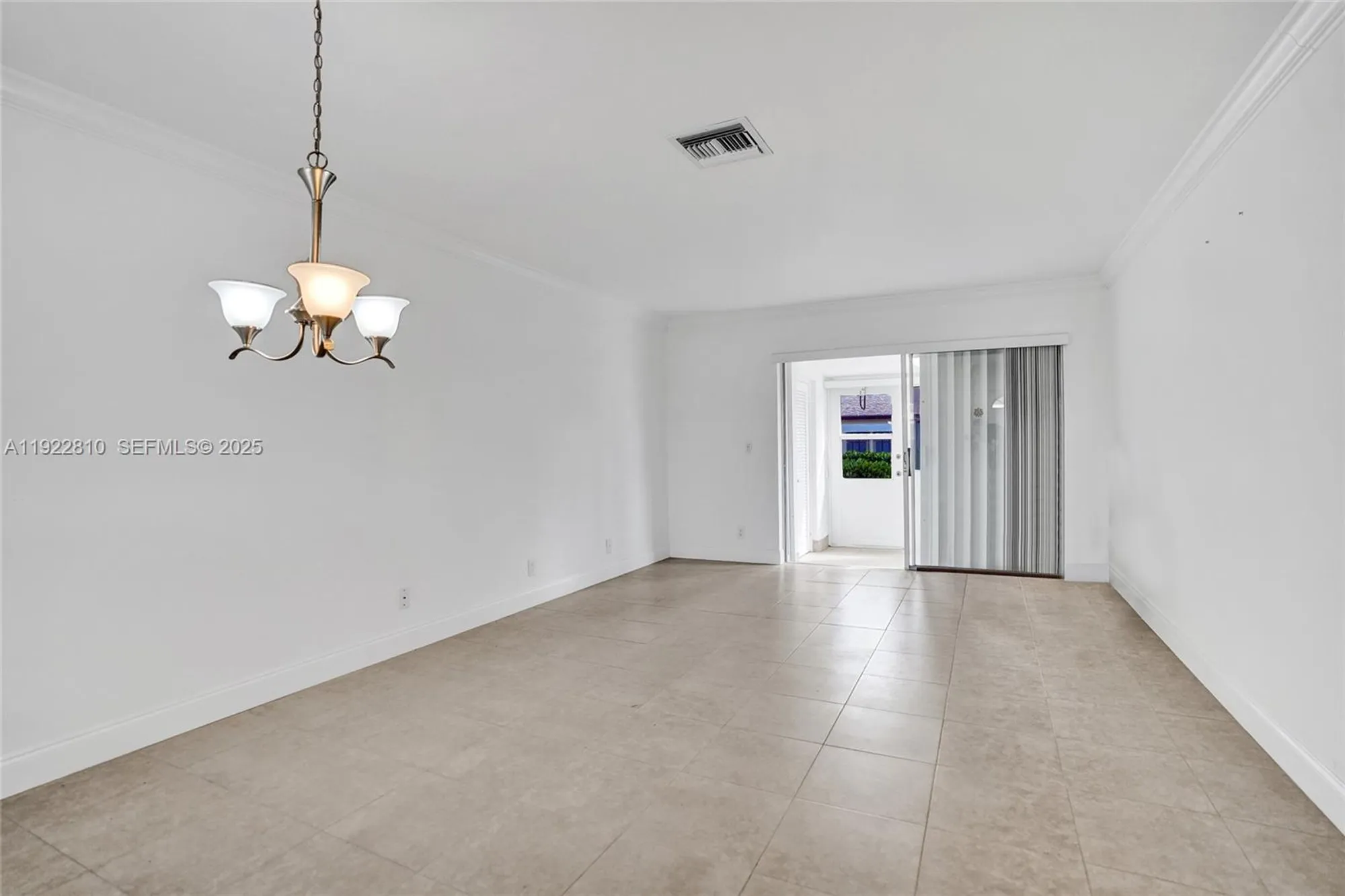 Property Slideshow image 11 of 60 | 2915 crosley dr w j, West Palm Beach, FL, 33415