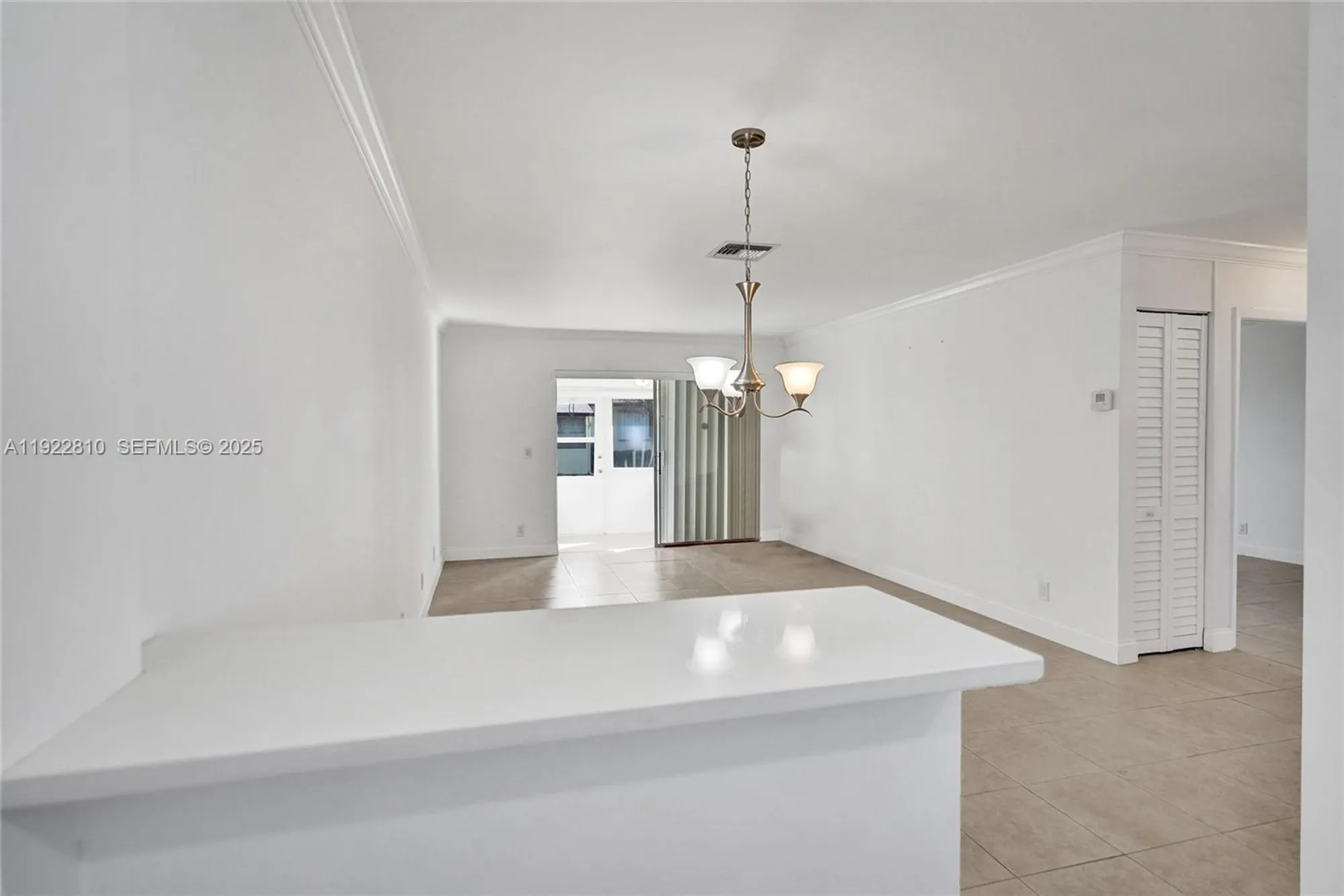 Property Slideshow image 25 of 60 | 2915 crosley dr w j, West Palm Beach, FL, 33415