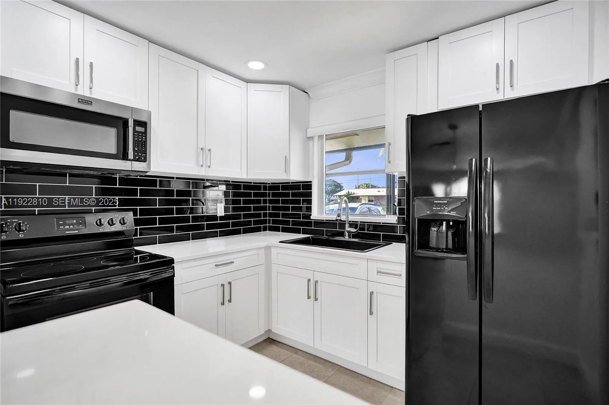 Property Slideshow image 20 of 60 | 2915 crosley dr w j, West Palm Beach, FL, 33415