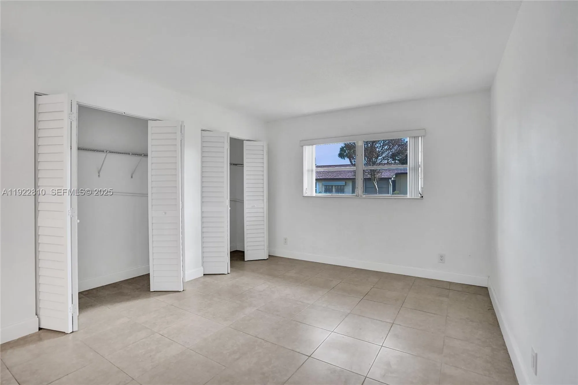 Property Slideshow image 31 of 60 | 2915 crosley dr w j, West Palm Beach, FL, 33415