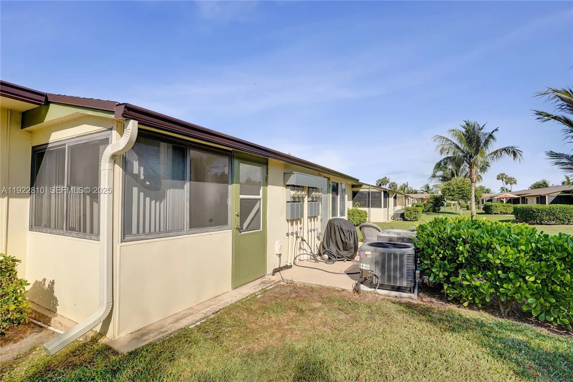 Property Slideshow image 46 of 60 | 2915 crosley dr w j, West Palm Beach, FL, 33415