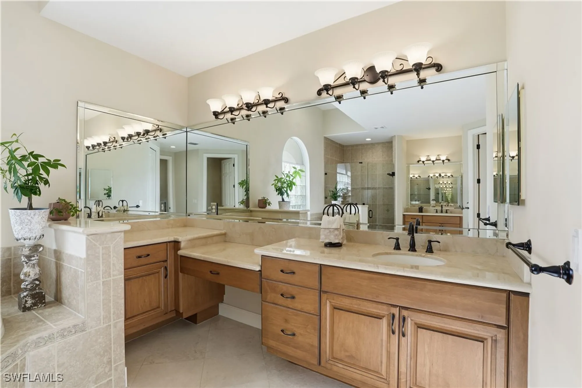 Property Slideshow image 18 of 40 | 462 terra vista ct, Naples, FL, 34119