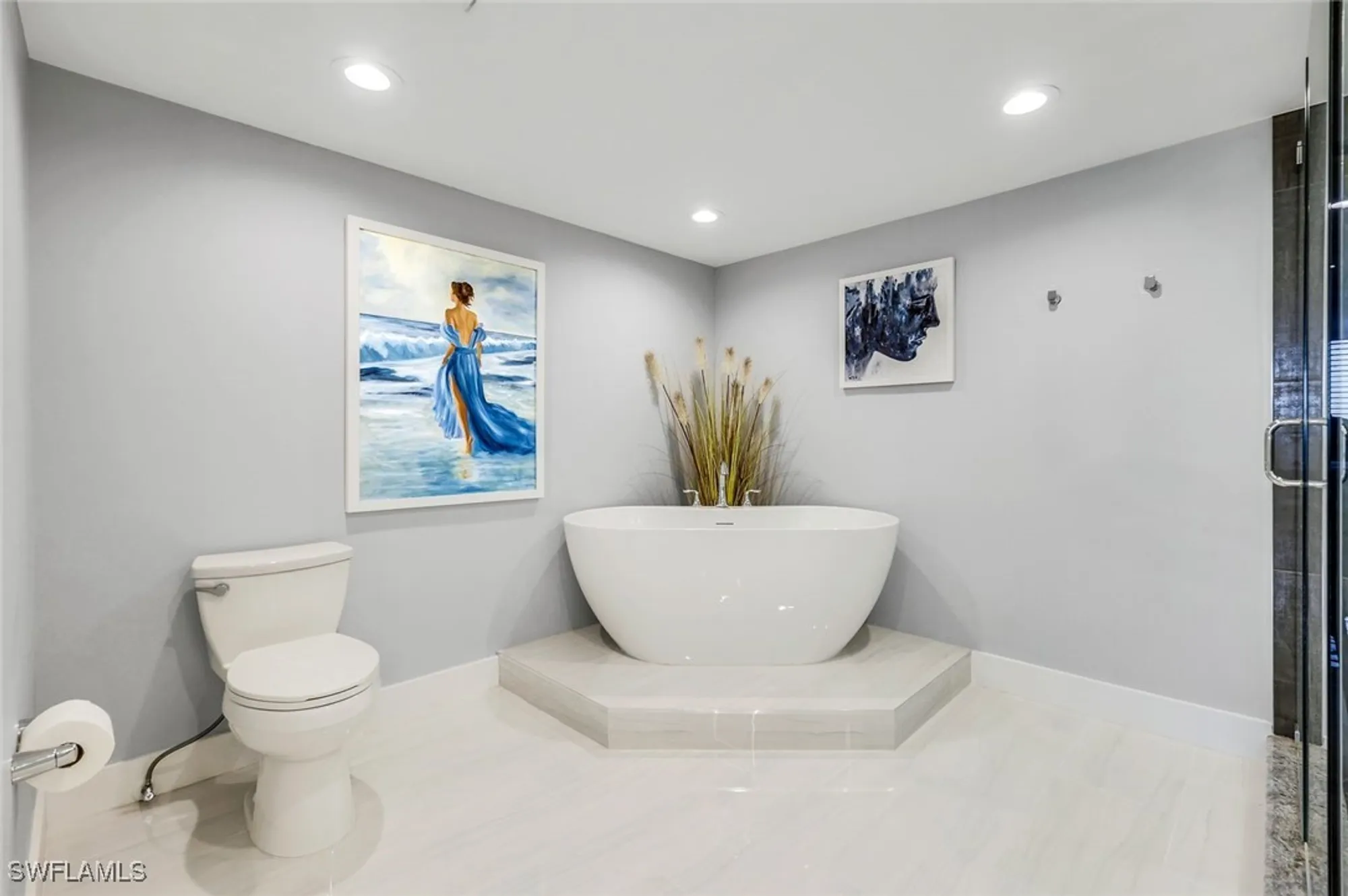 Property Slideshow image 8 of 30 | 5601 turtle bay dr 1802, Naples, FL, 34108