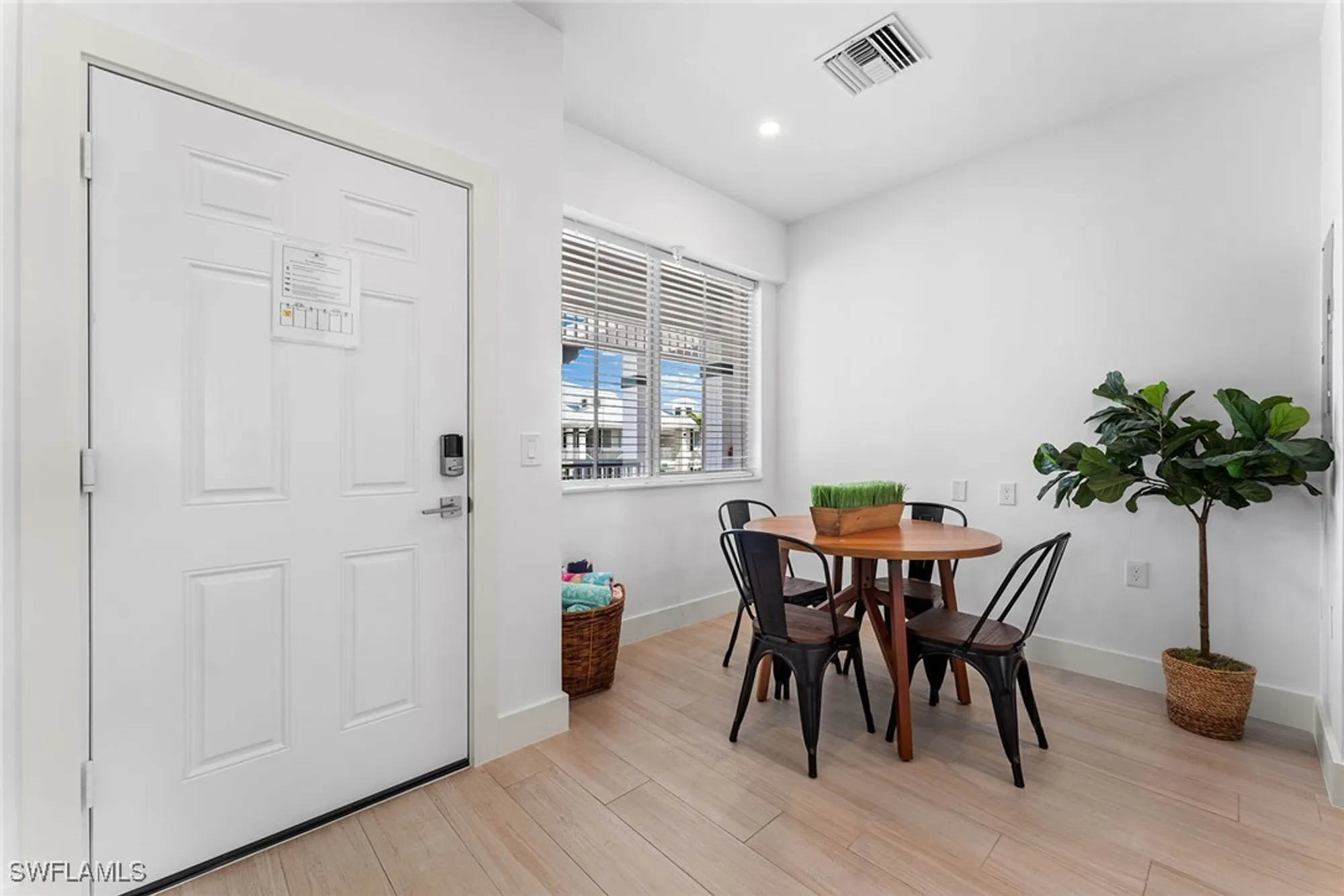 Property Slideshow image 18 of 42 | 7915 mahogany run ln 1126, Naples, FL, 34113