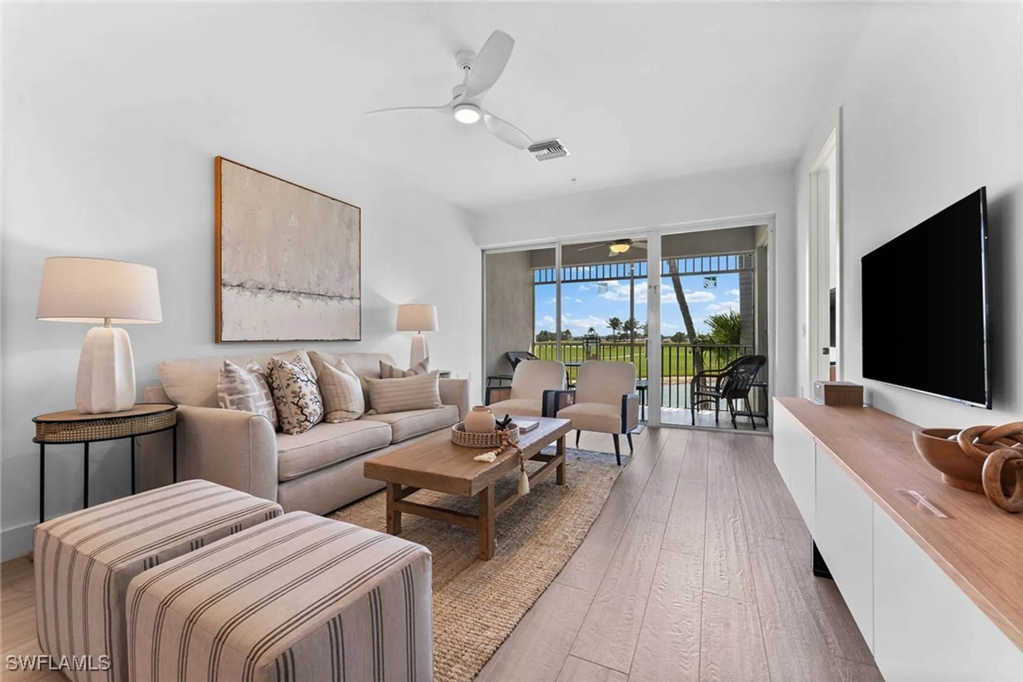 Property Slideshow image 10 of 42 | 7915 mahogany run ln 1126, Naples, FL, 34113