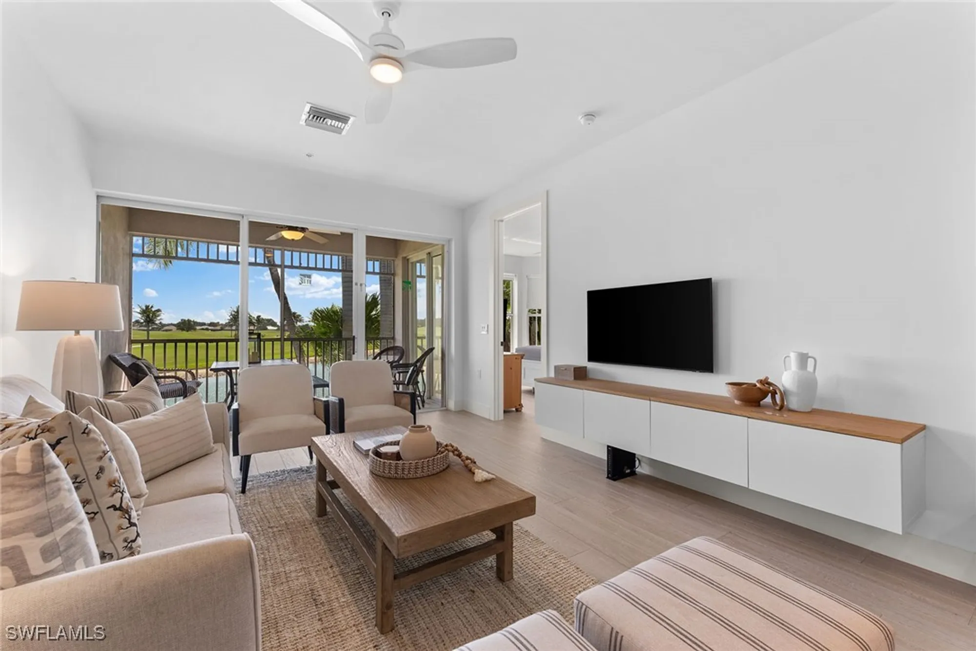 Property Slideshow image 11 of 42 | 7915 mahogany run ln 1126, Naples, FL, 34113