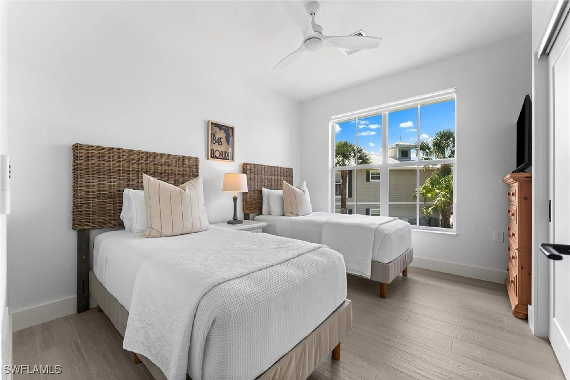 Property Slideshow image 24 of 42 | 7915 mahogany run ln 1126, Naples, FL, 34113