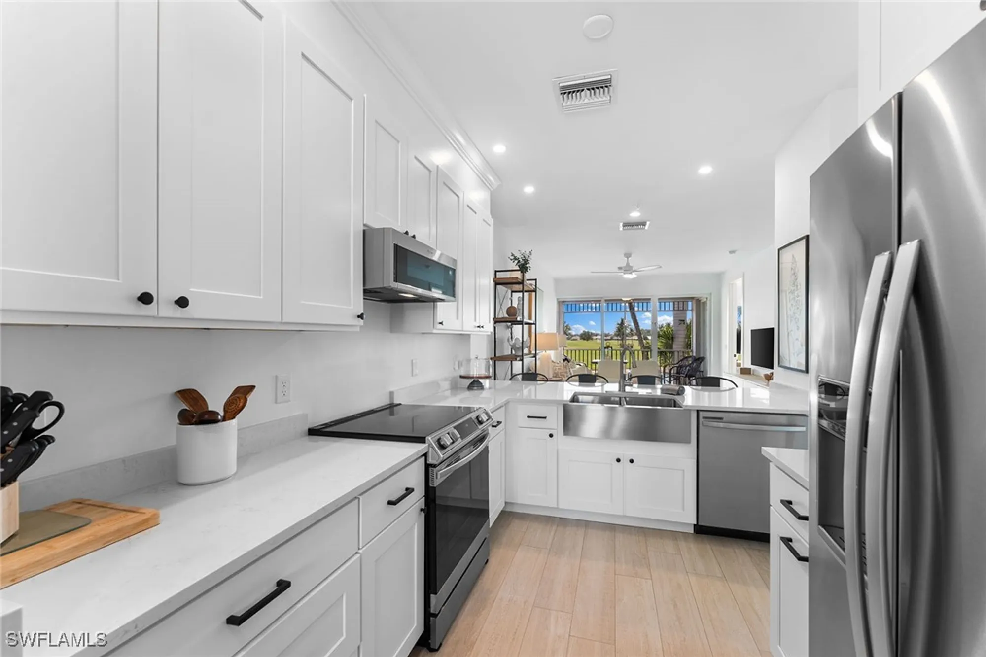 Property Slideshow image 7 of 42 | 7915 mahogany run ln 1126, Naples, FL, 34113