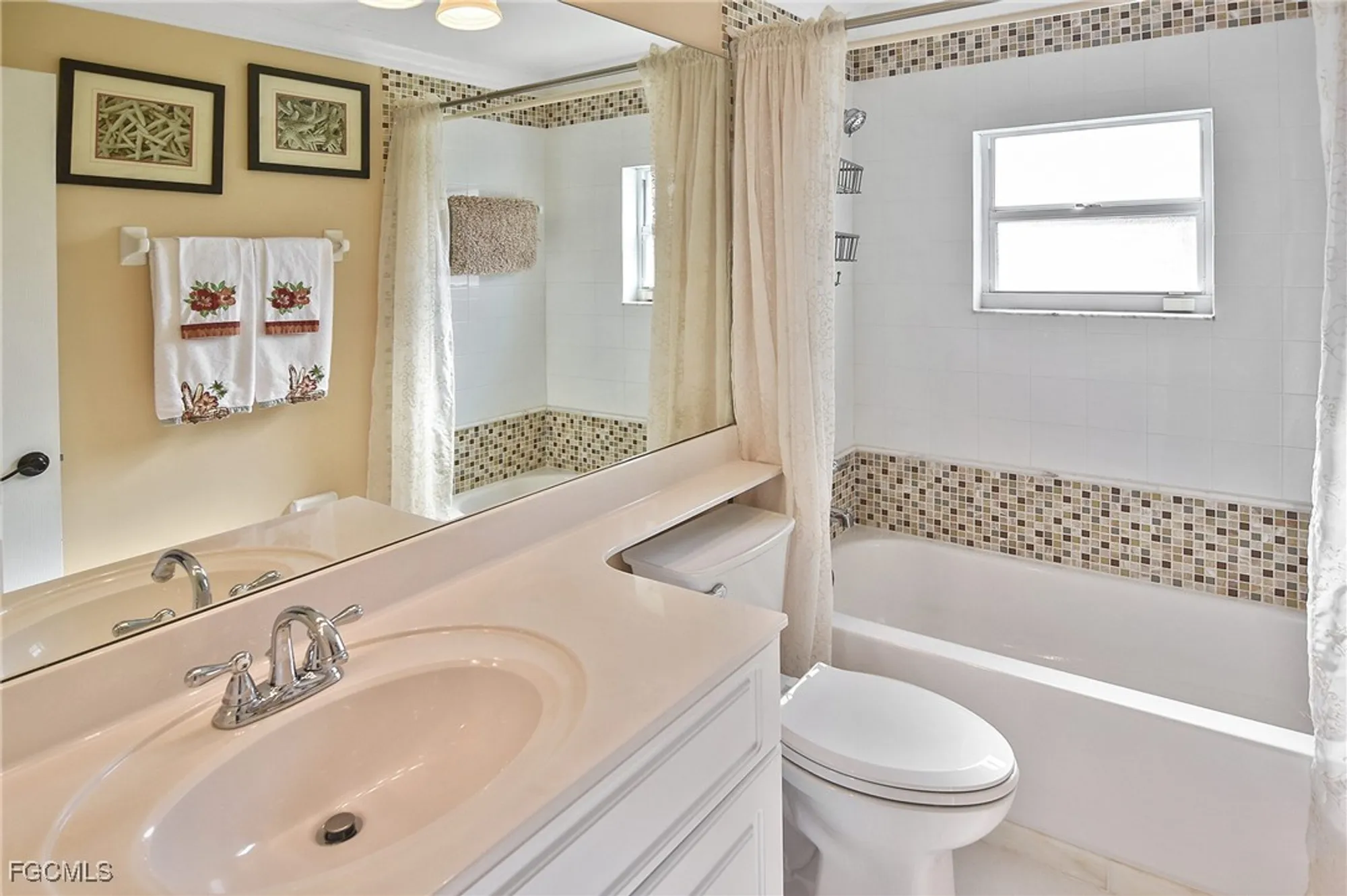 Property Slideshow image 34 of 43 | 10257 sago palm way, Fort Myers, FL, 33966