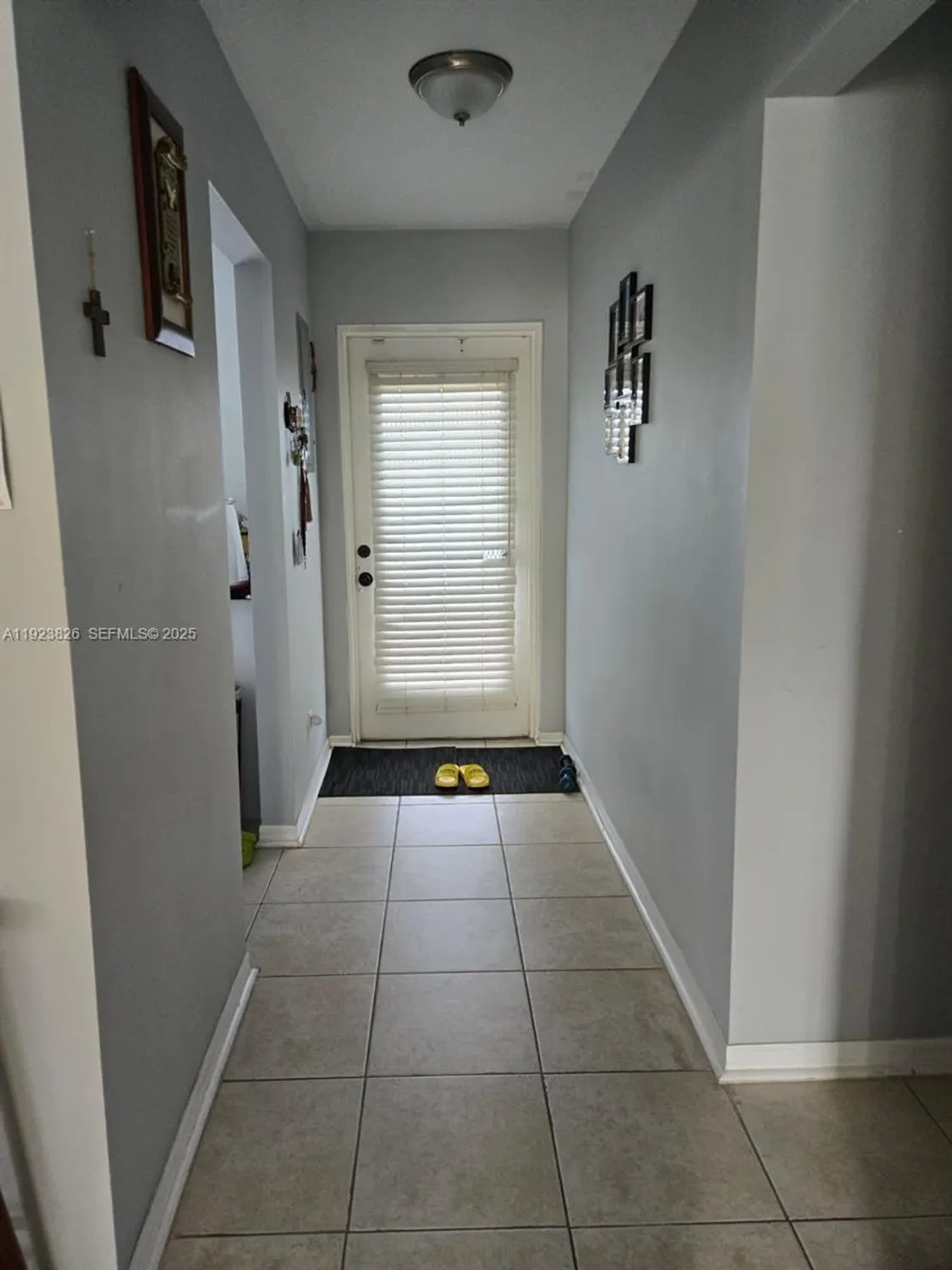 Property Slideshow image 1 of 8 | 7837 golf circle dr 310, Margate, FL, 33063