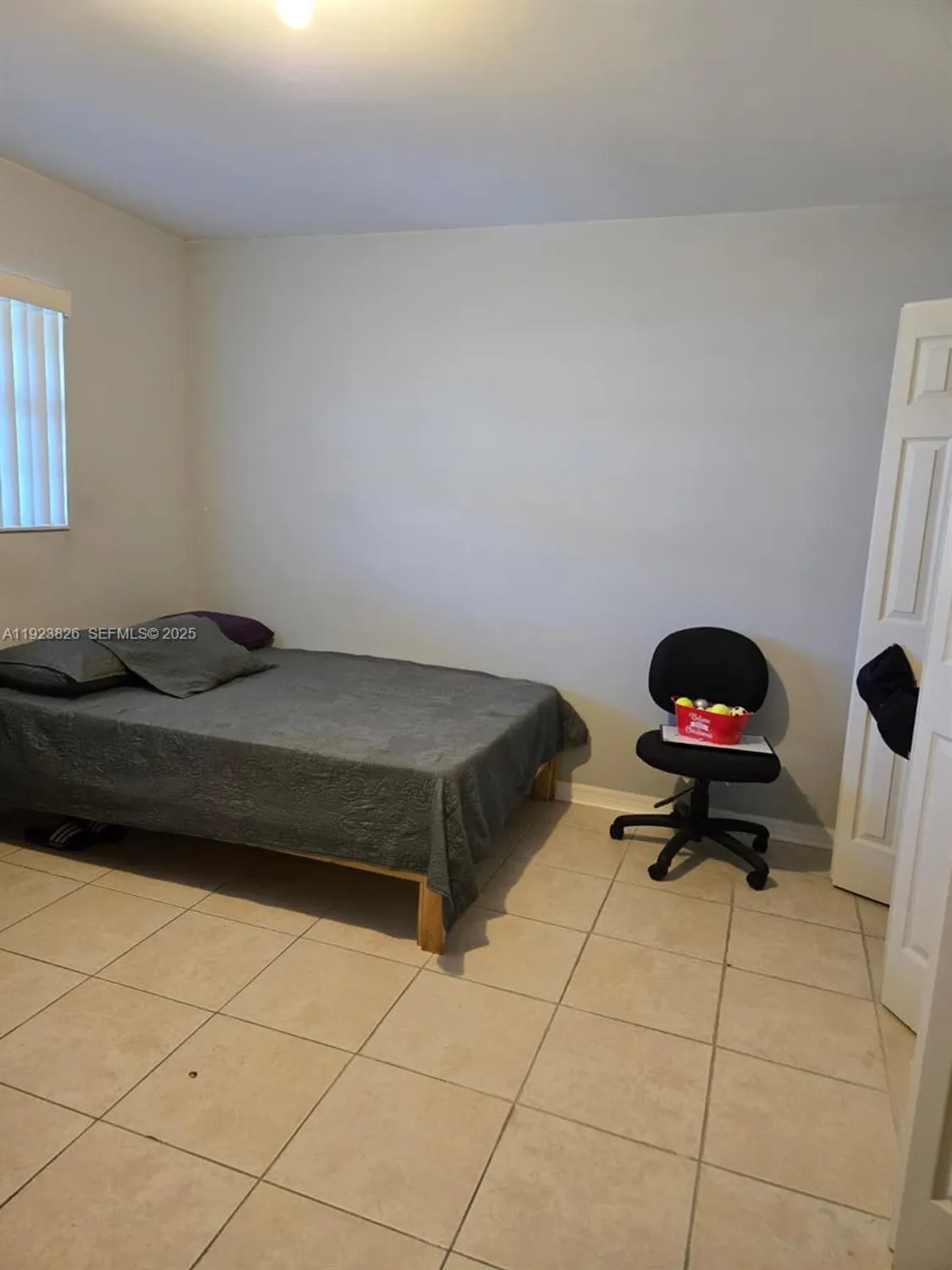 Property Slideshow image 4 of 8 | 7837 golf circle dr 310, Margate, FL, 33063