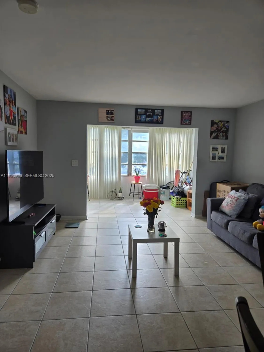 Property Slideshow image 7 of 8 | 7837 golf circle dr 310, Margate, FL, 33063