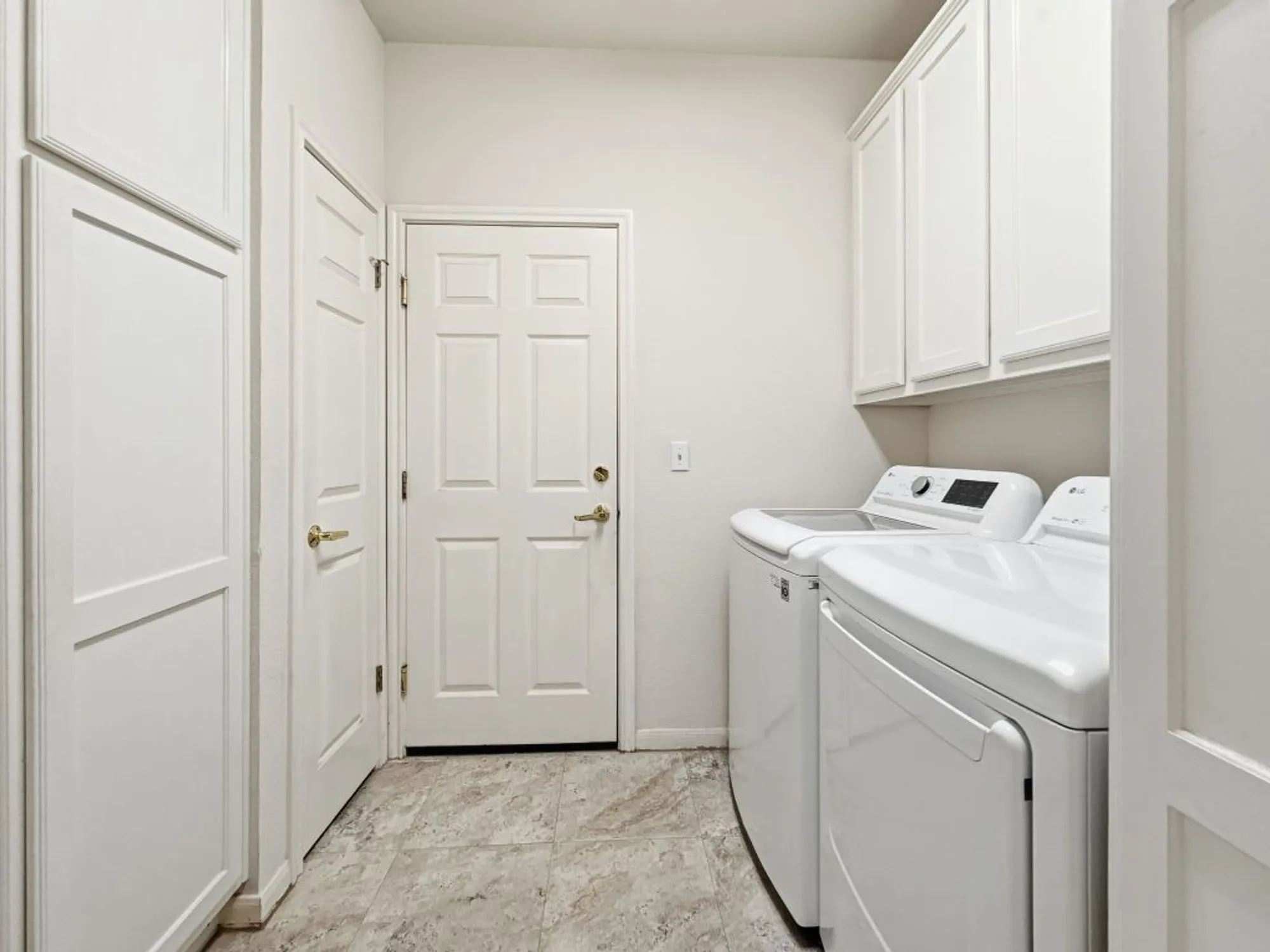 Property Slideshow image 20 of 28 | 126 cold springs dr, Georgetown, TX, 78633