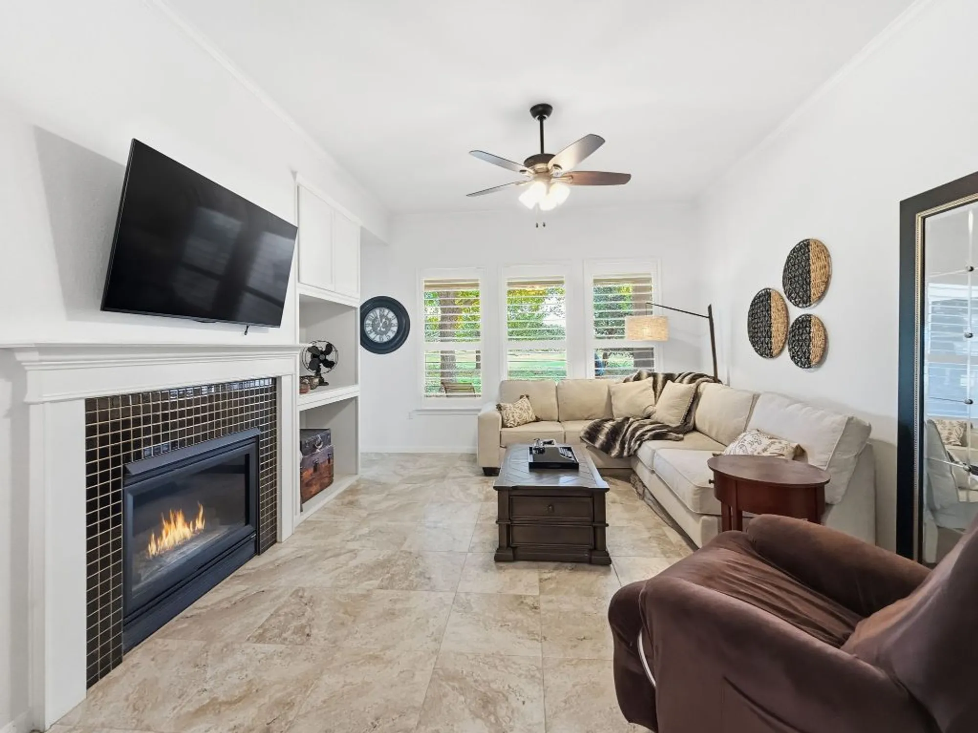 Property Slideshow image 4 of 28 | 126 cold springs dr, Georgetown, TX, 78633