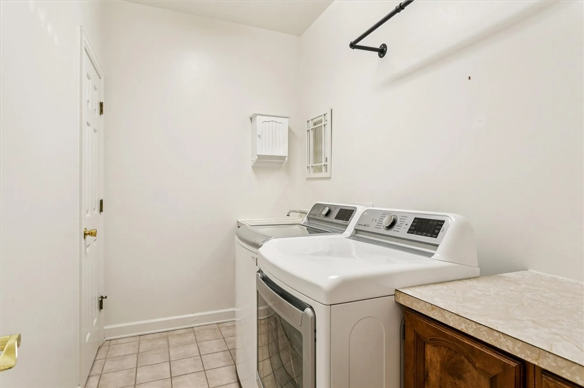 Property Slideshow image 15 of 36 | 105 w links, Williamsburg, VA, 23188