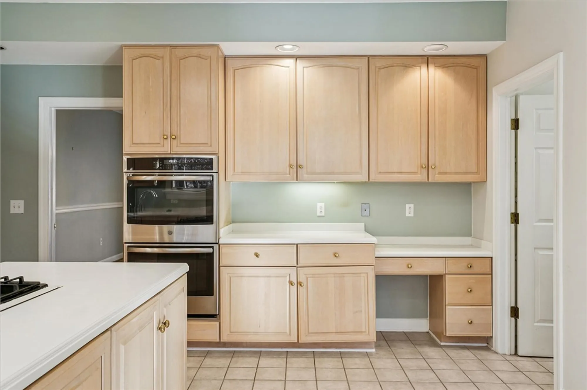 Property Slideshow image 13 of 36 | 105 w links, Williamsburg, VA, 23188