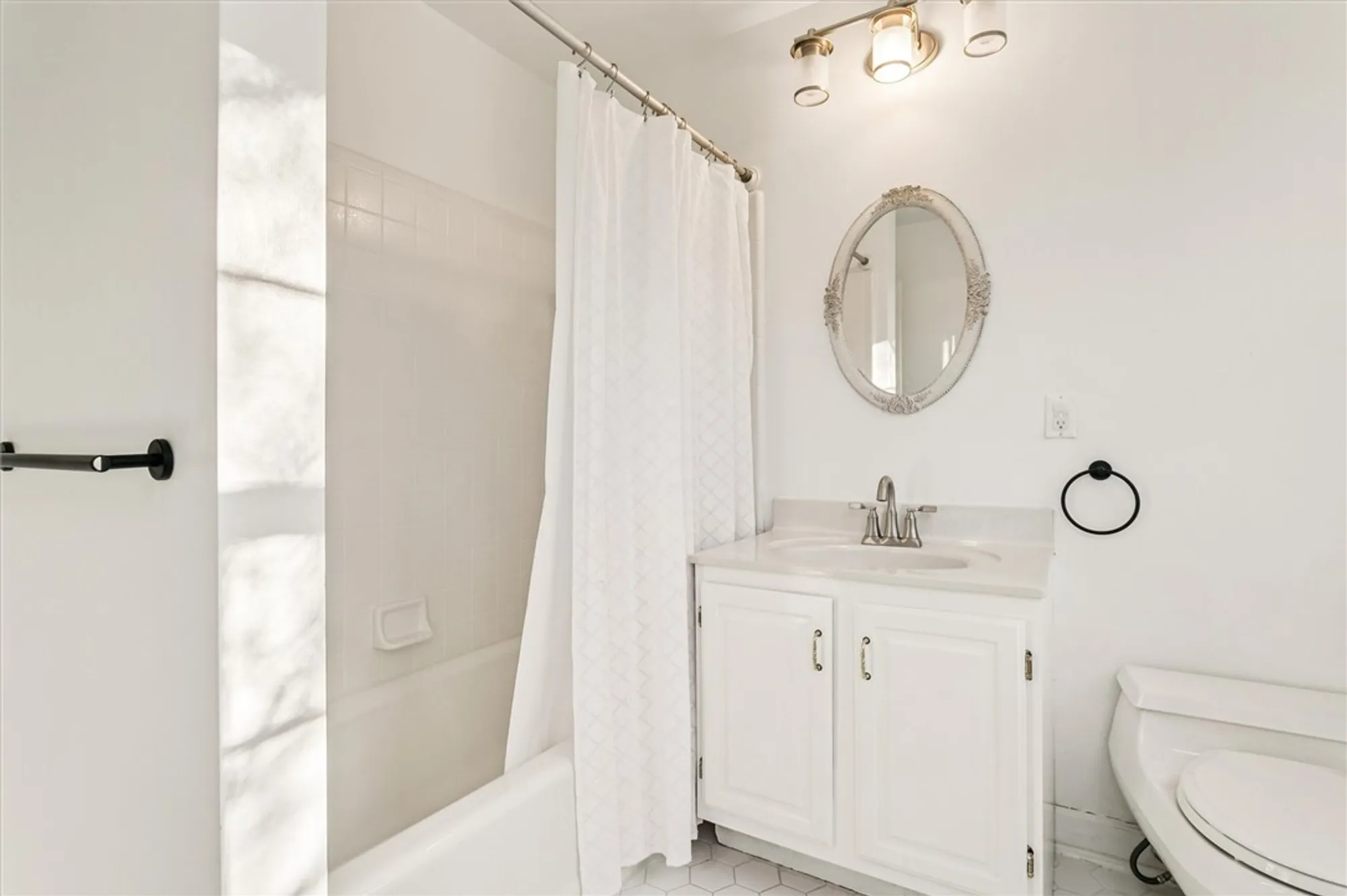 Property Slideshow image 24 of 36 | 105 w links, Williamsburg, VA, 23188