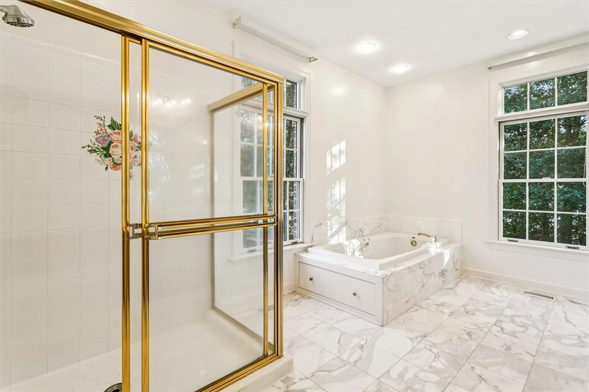 Property Slideshow image 20 of 36 | 105 w links, Williamsburg, VA, 23188