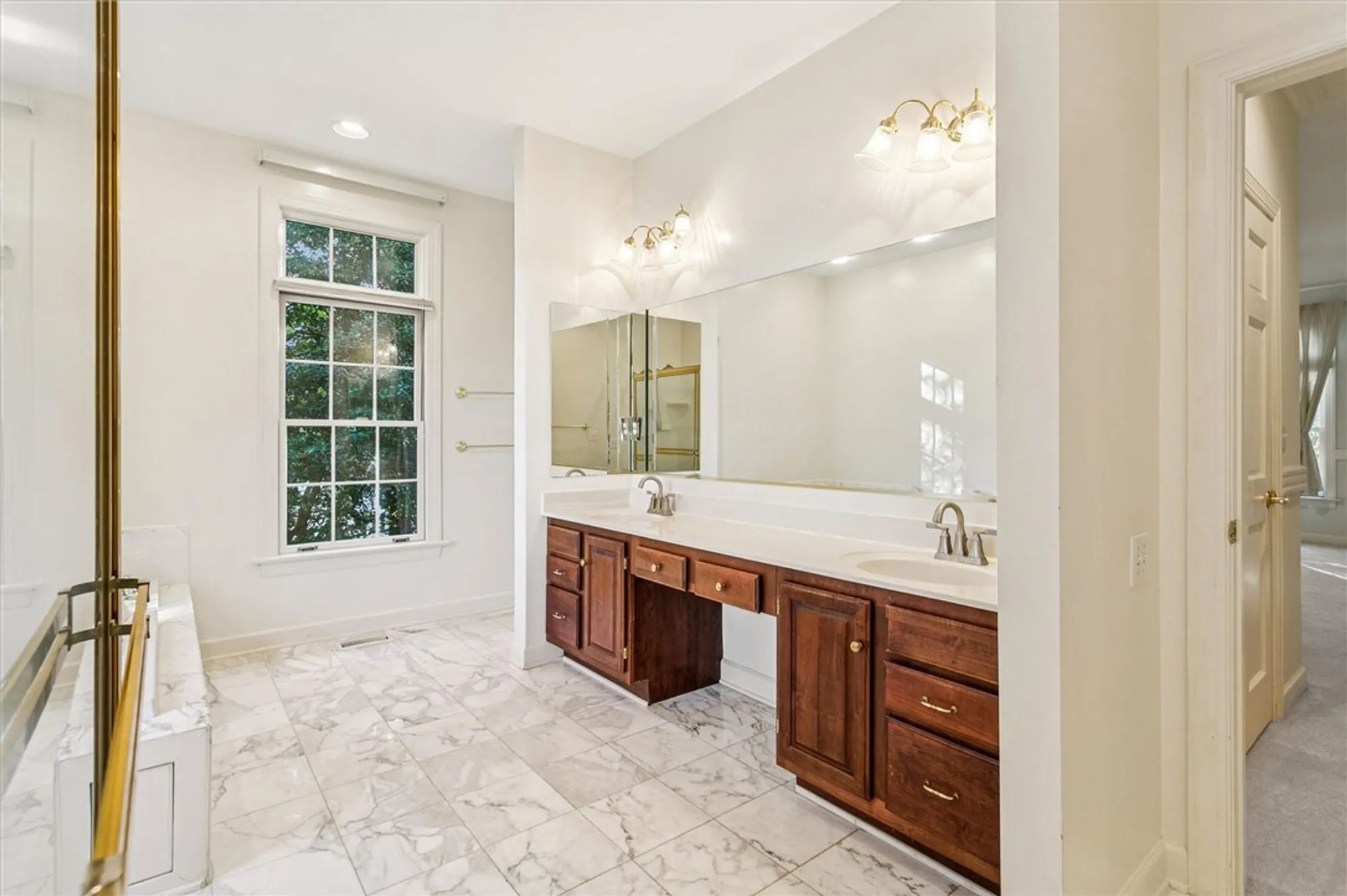 Property Slideshow image 21 of 36 | 105 w links, Williamsburg, VA, 23188