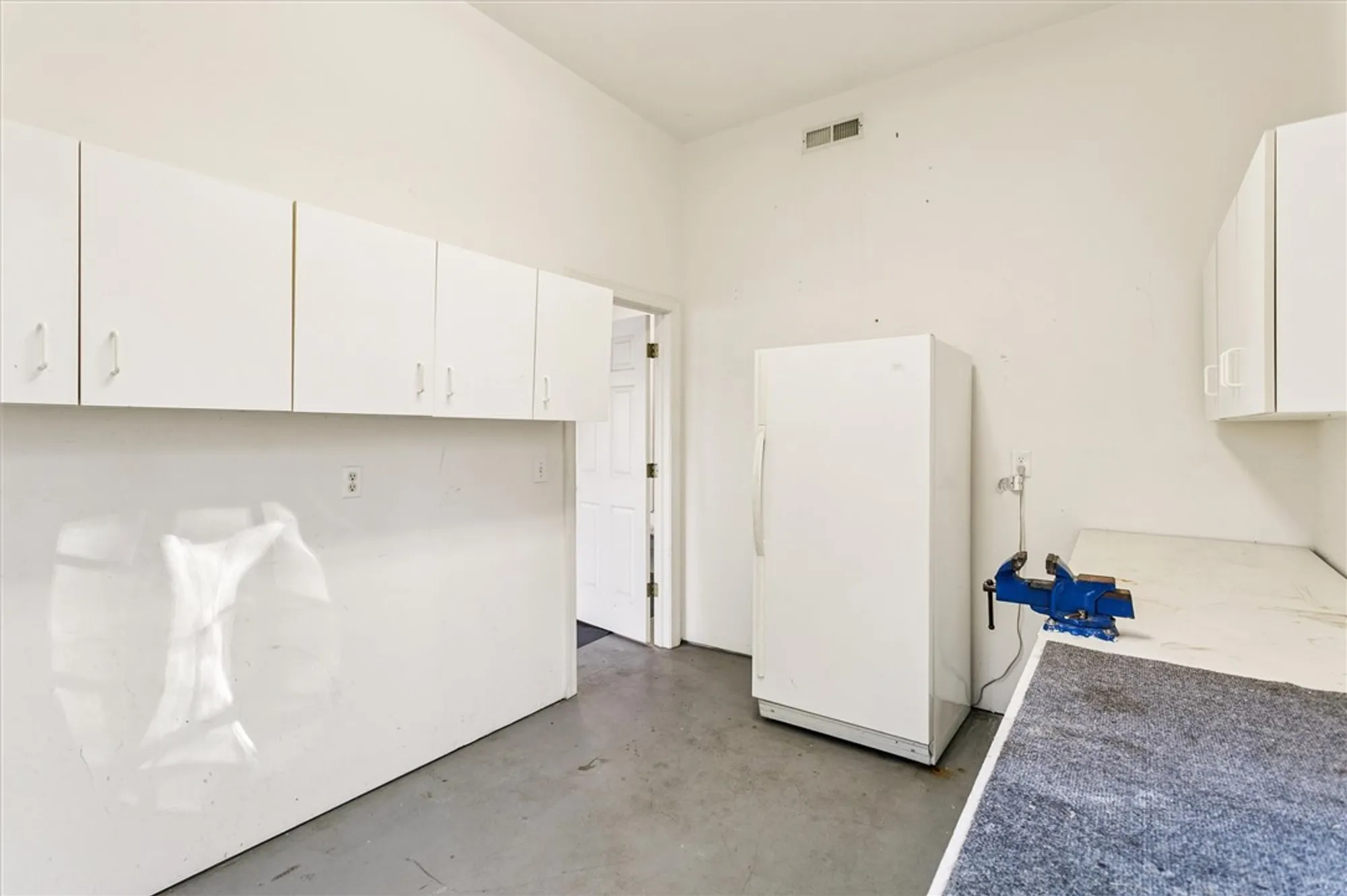 Property Slideshow image 32 of 36 | 105 w links, Williamsburg, VA, 23188