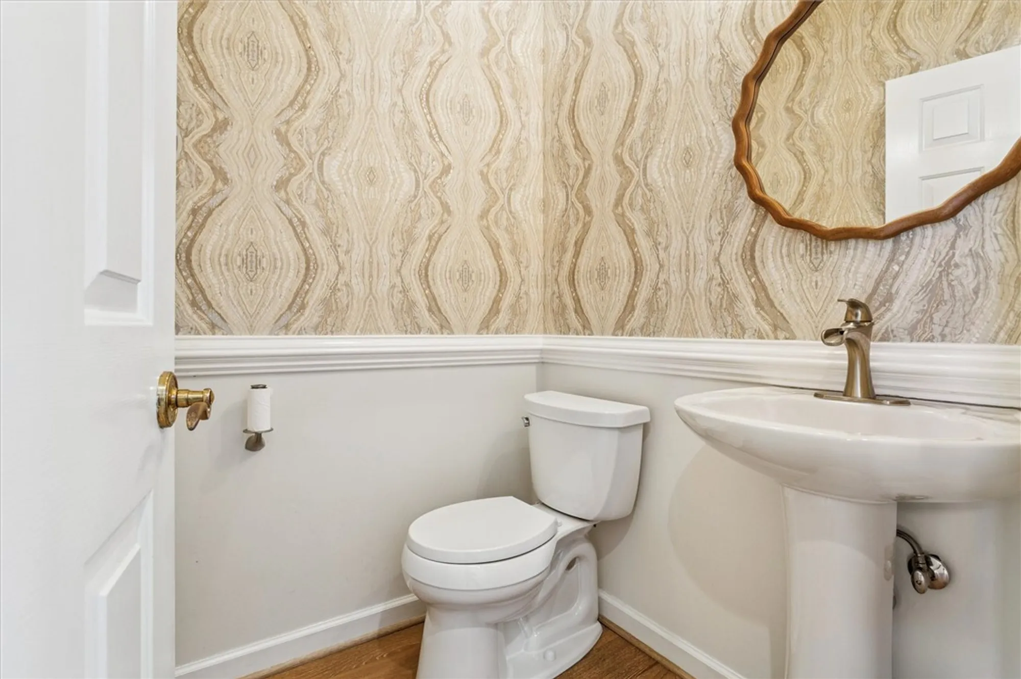 Property Slideshow image 8 of 36 | 105 w links, Williamsburg, VA, 23188