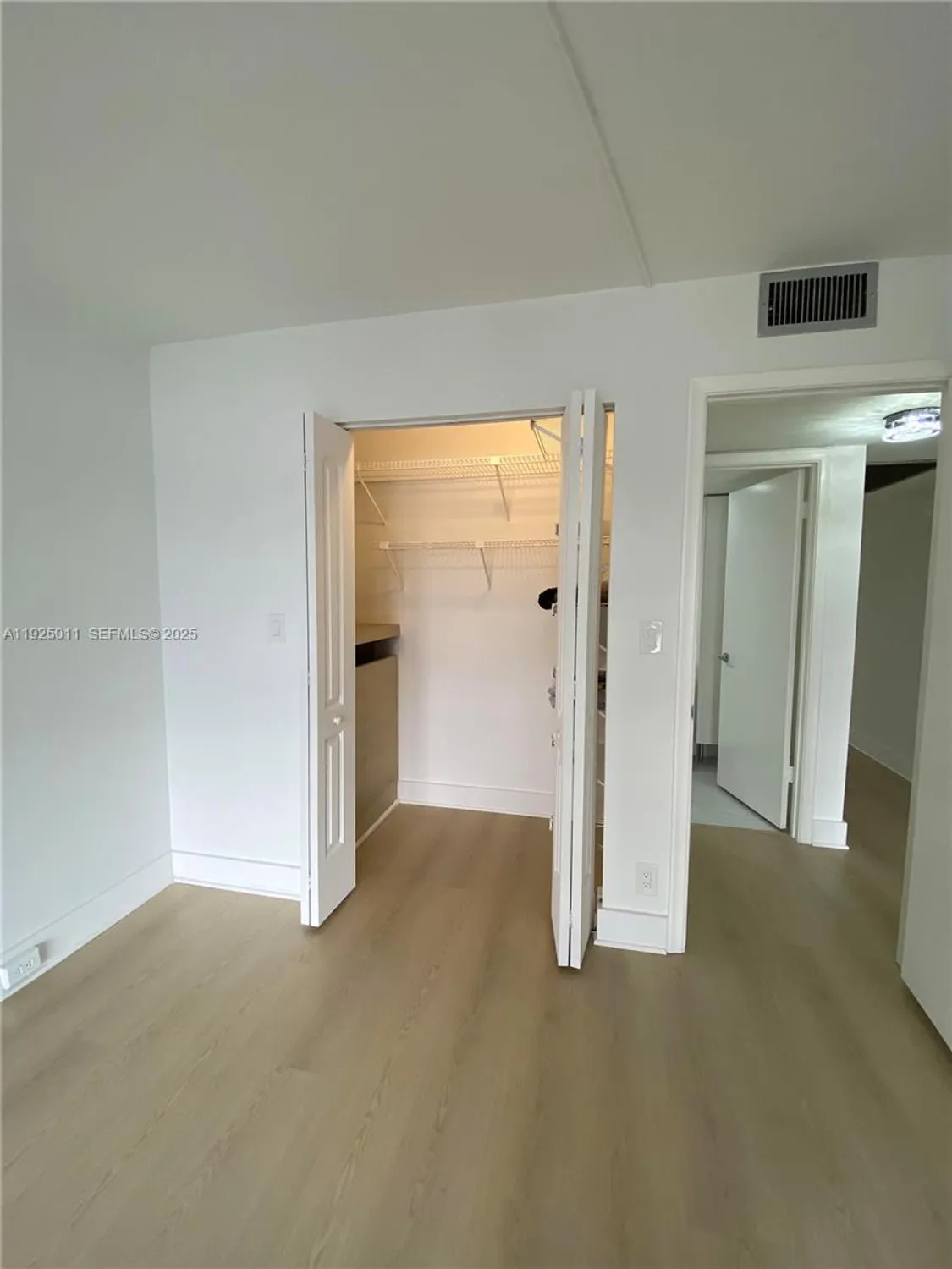 Property Slideshow image 5 of 22 | 1903 bermuda cir d2, Coconut Creek, FL, 33066