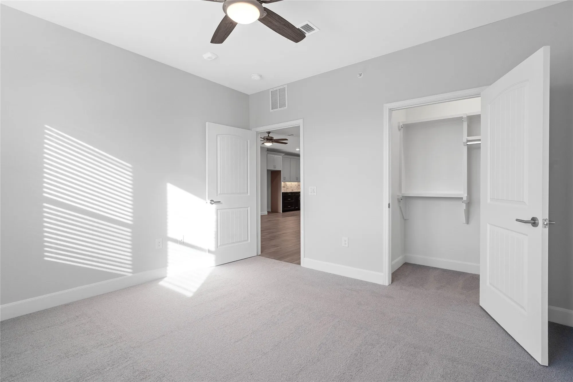 Property Slideshow image 26 of 43 | 6804 westview dr apt 3205, Houston, TX, 77055