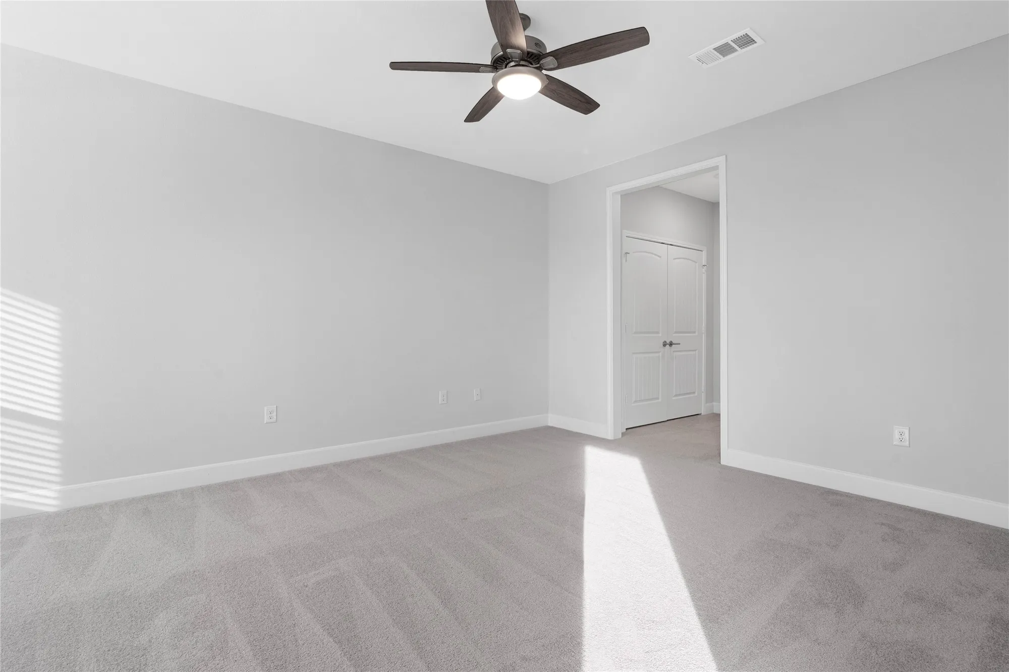 Property Slideshow image 20 of 43 | 6804 westview dr apt 3205, Houston, TX, 77055