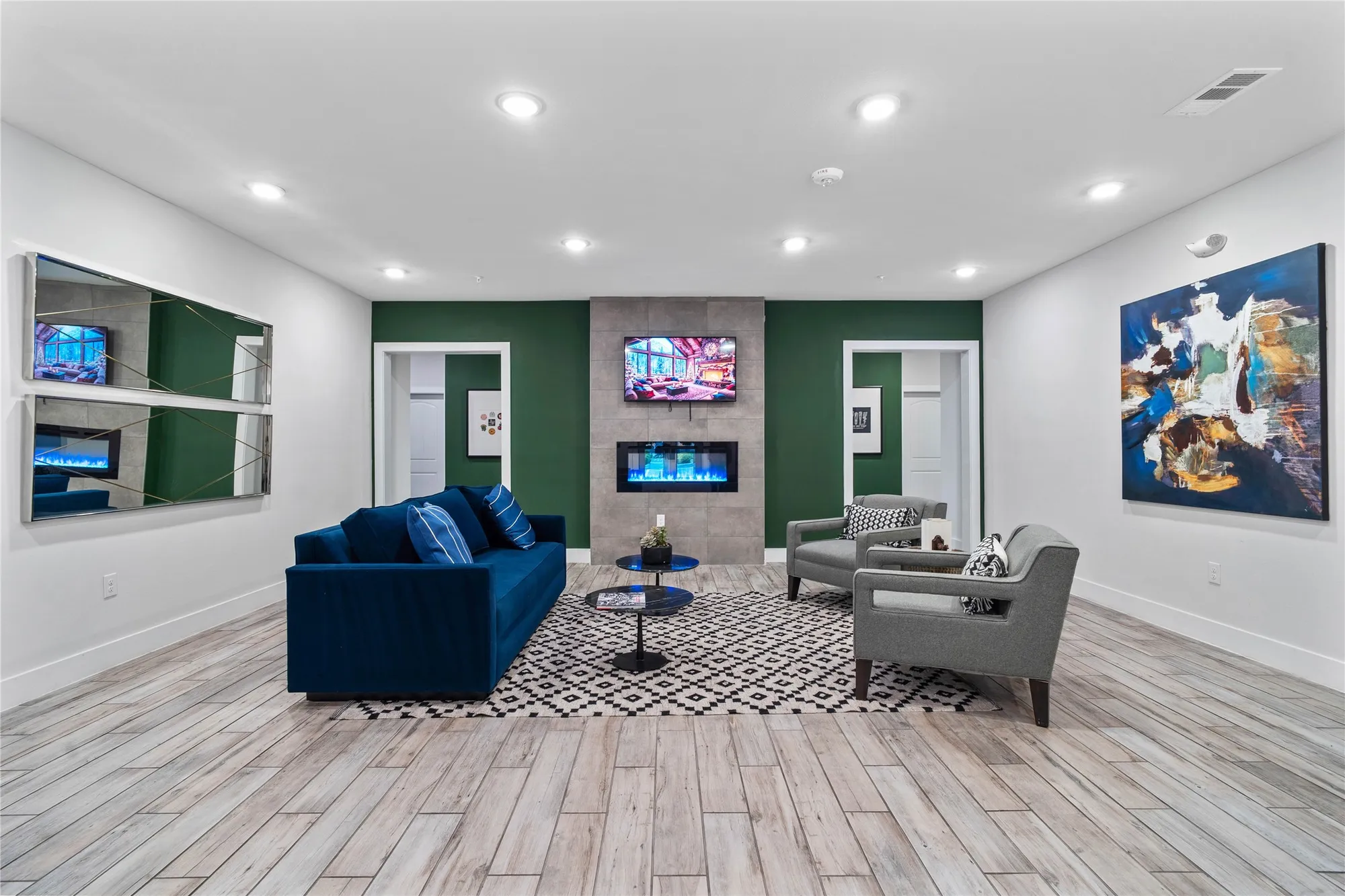 Property Slideshow image 33 of 43 | 6804 westview dr apt 3205, Houston, TX, 77055