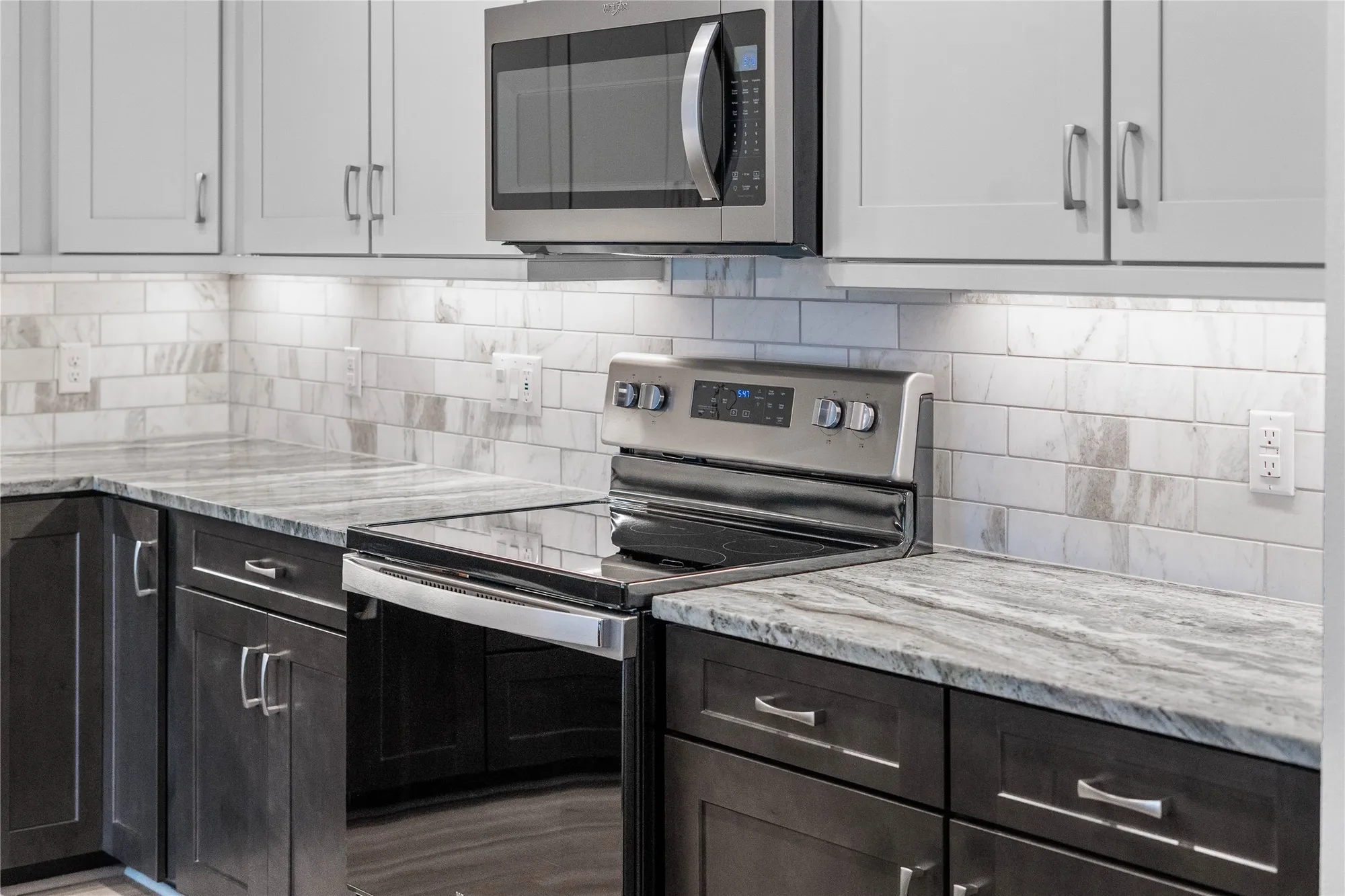 Property Slideshow image 9 of 43 | 6804 westview dr apt 3205, Houston, TX, 77055